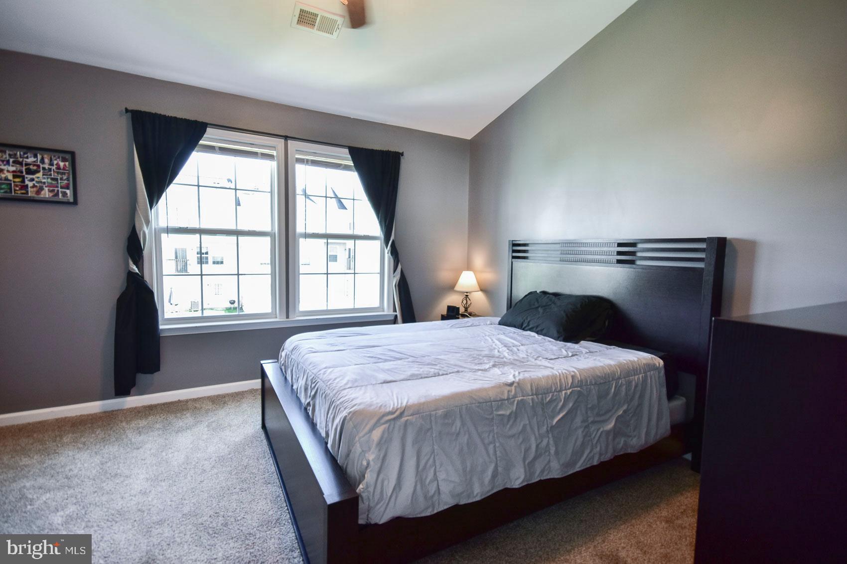 LAKELAND PLACE - Residential