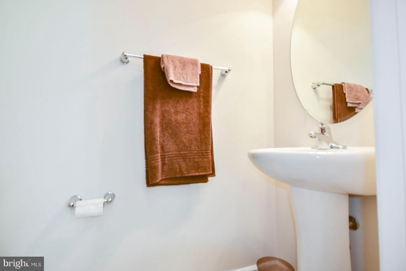 LAKELAND PLACE - Residential