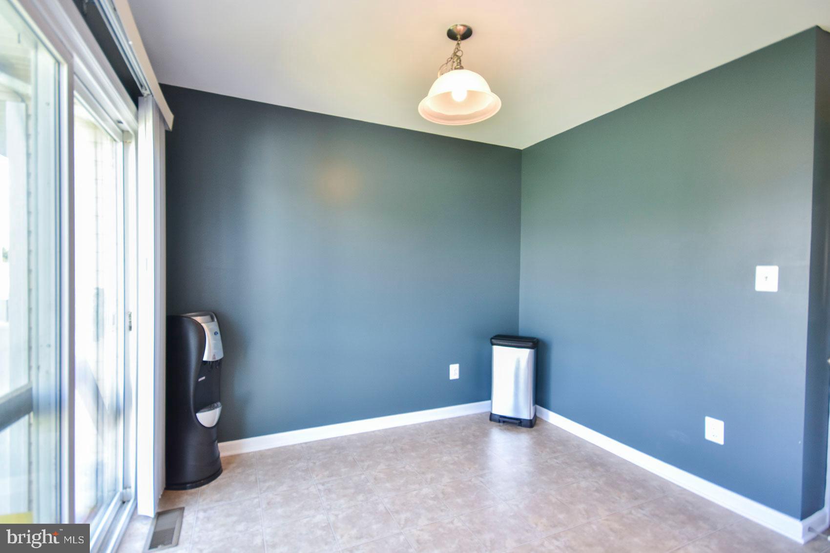 LAKELAND PLACE - Residential