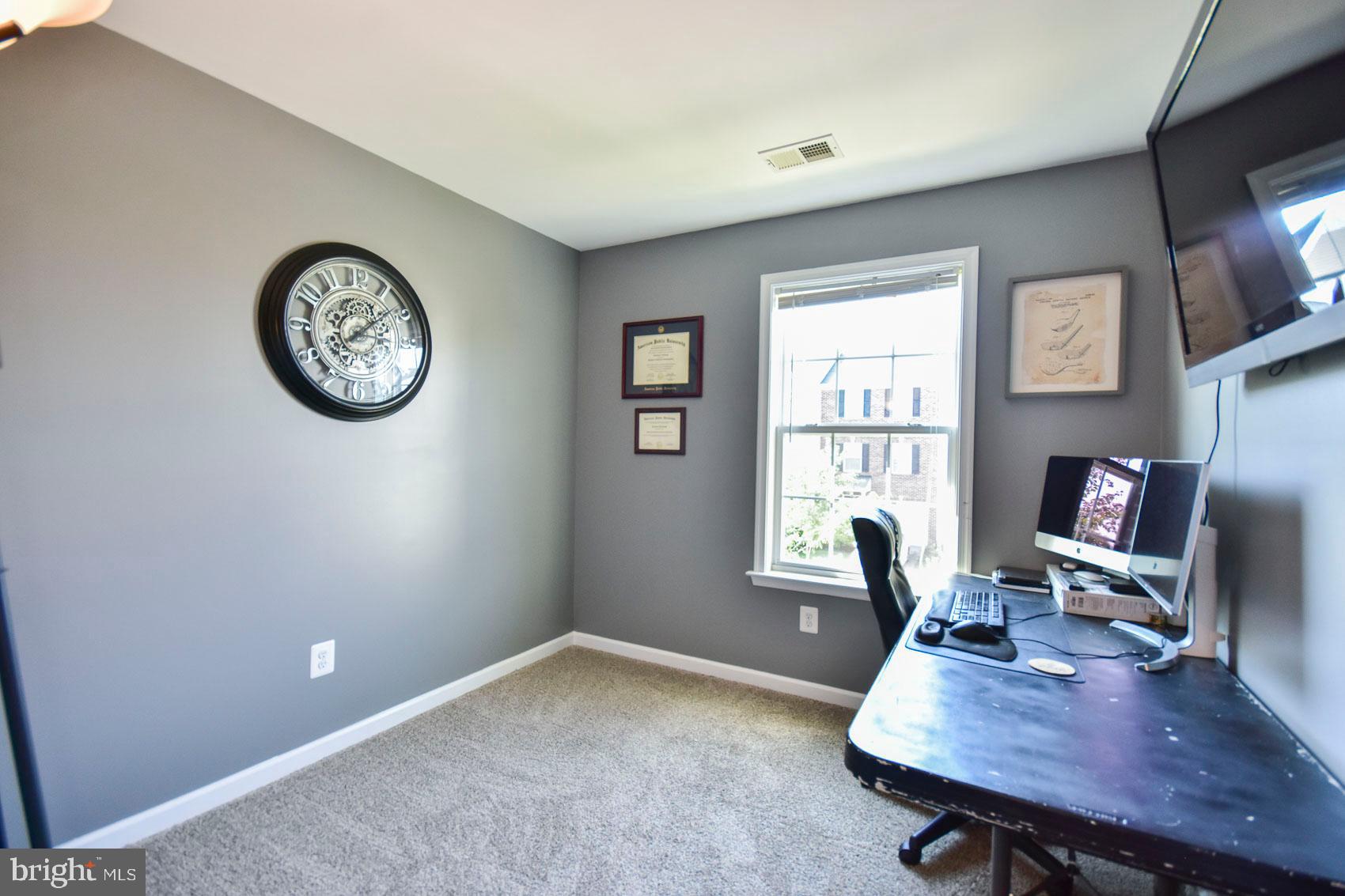 LAKELAND PLACE - Residential