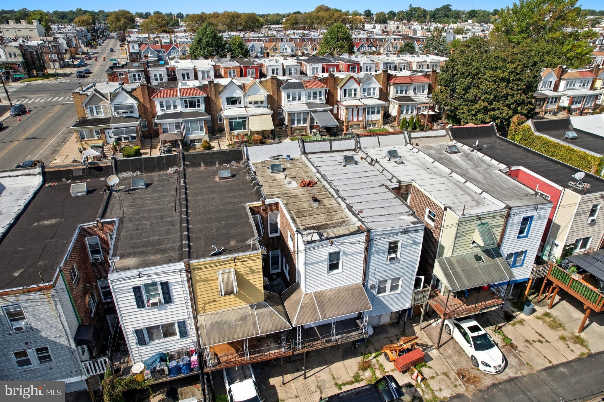 WEST OAK LANE - Residential