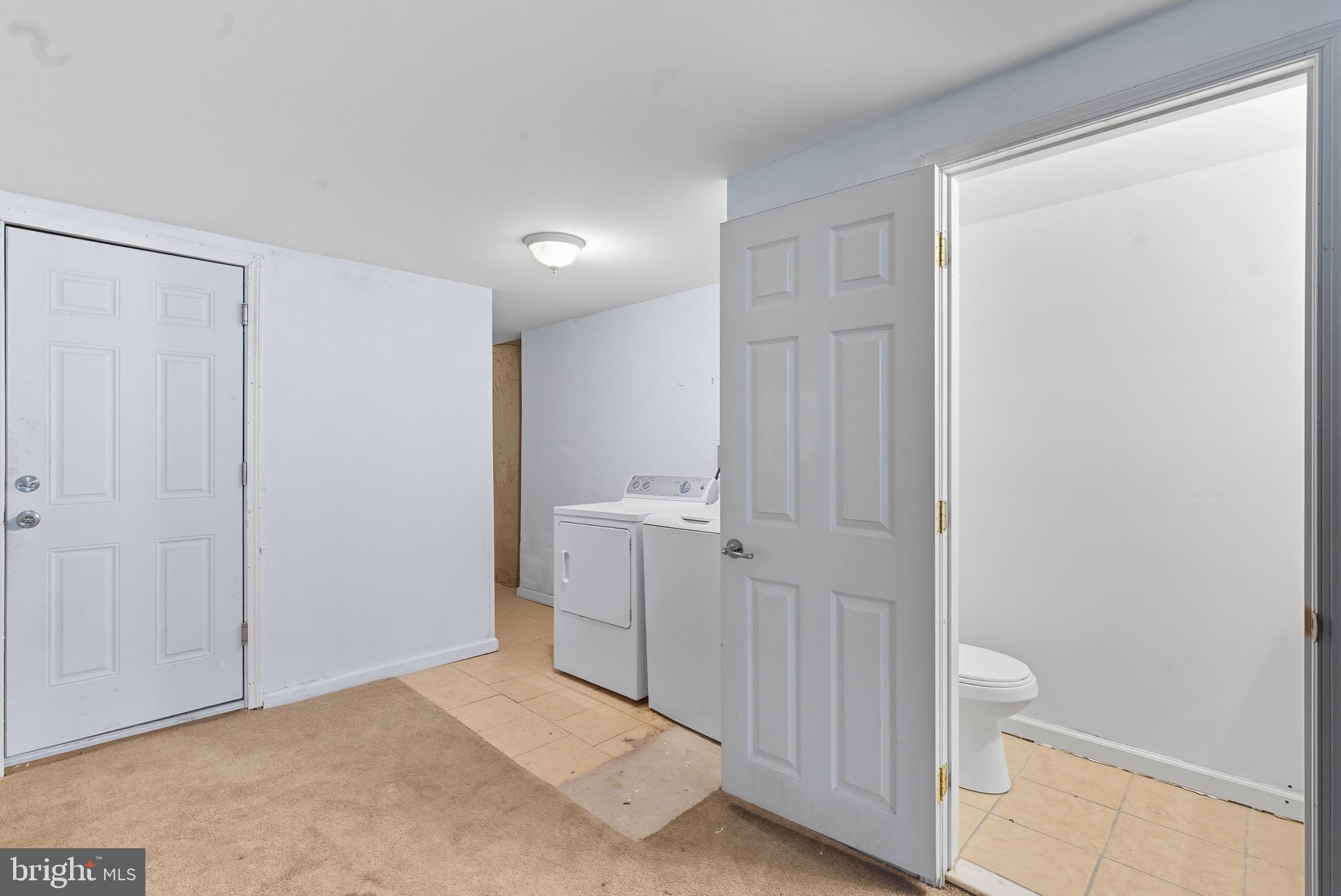 WEST OAK LANE - Residential