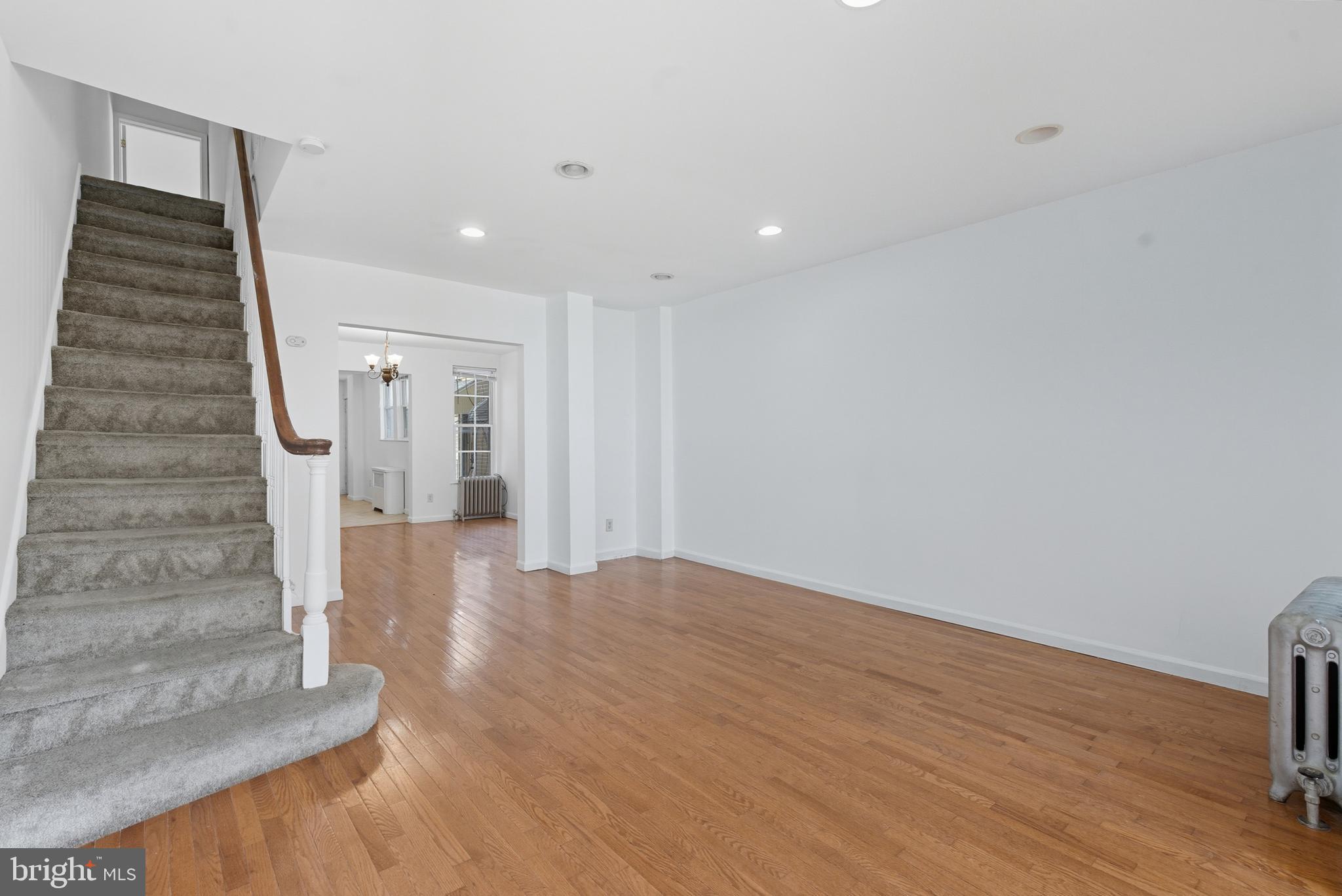 WEST OAK LANE - Residential