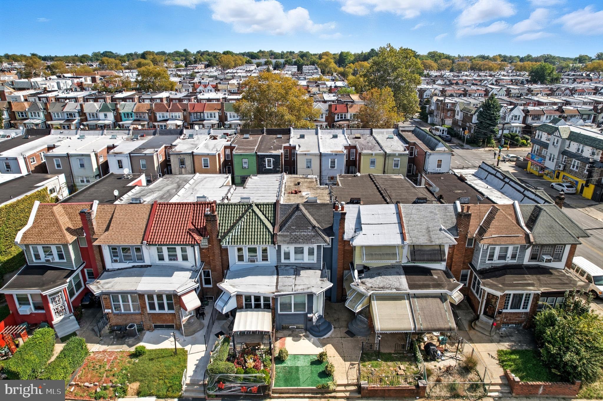 WEST OAK LANE - Residential