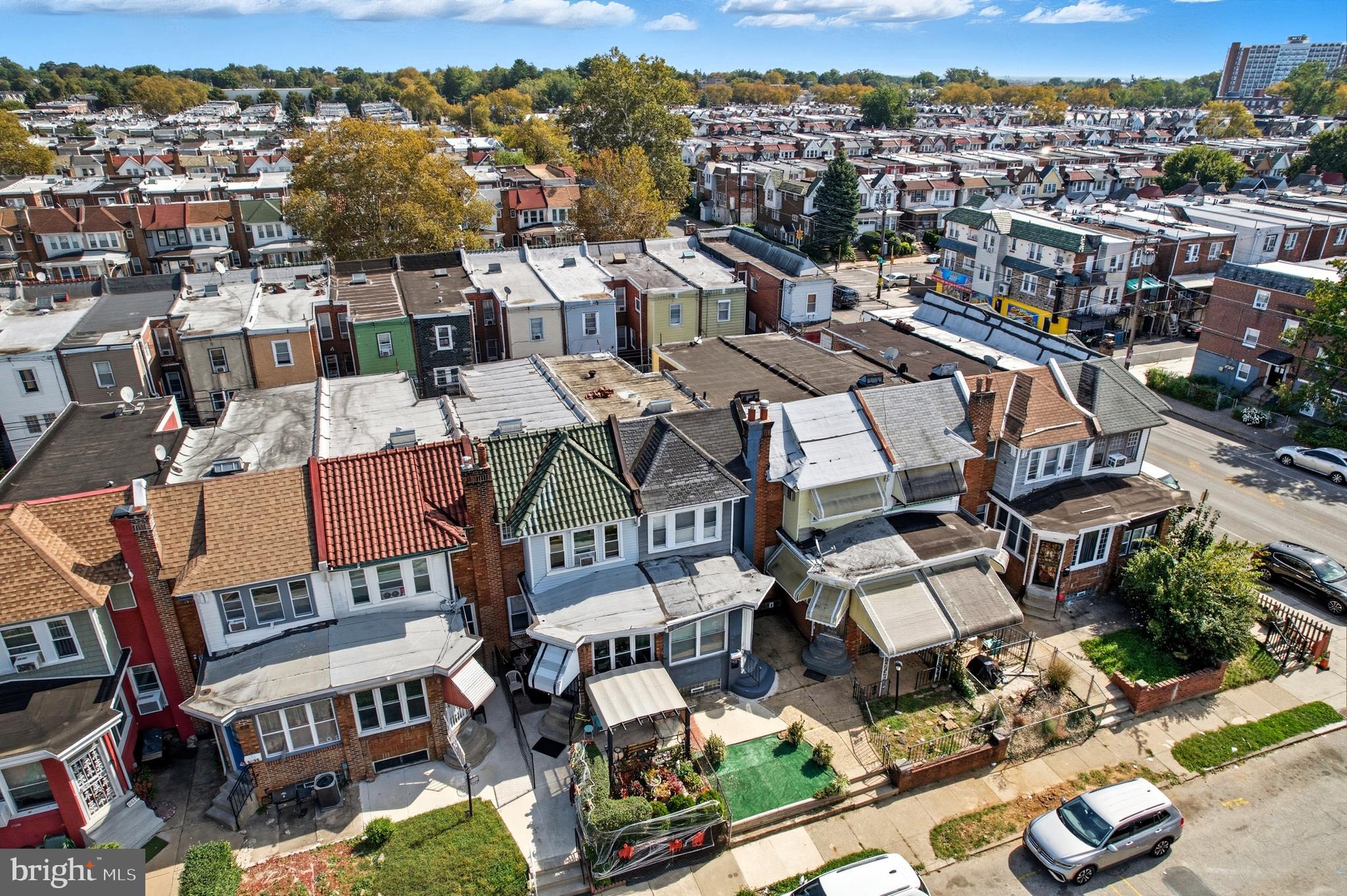 WEST OAK LANE - Residential