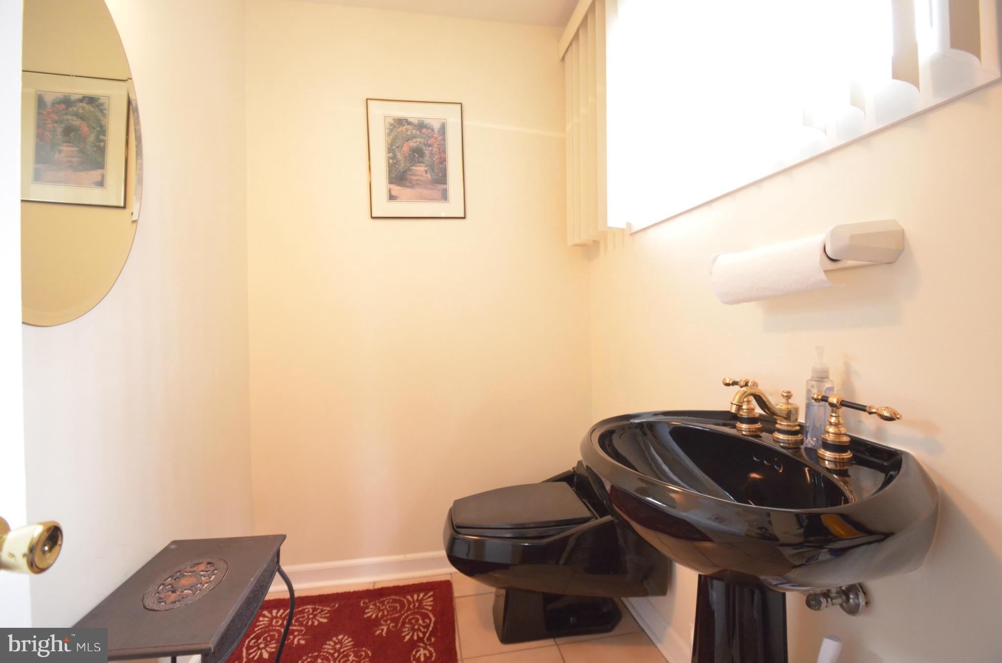 LONGMEADOW WEST - Residential