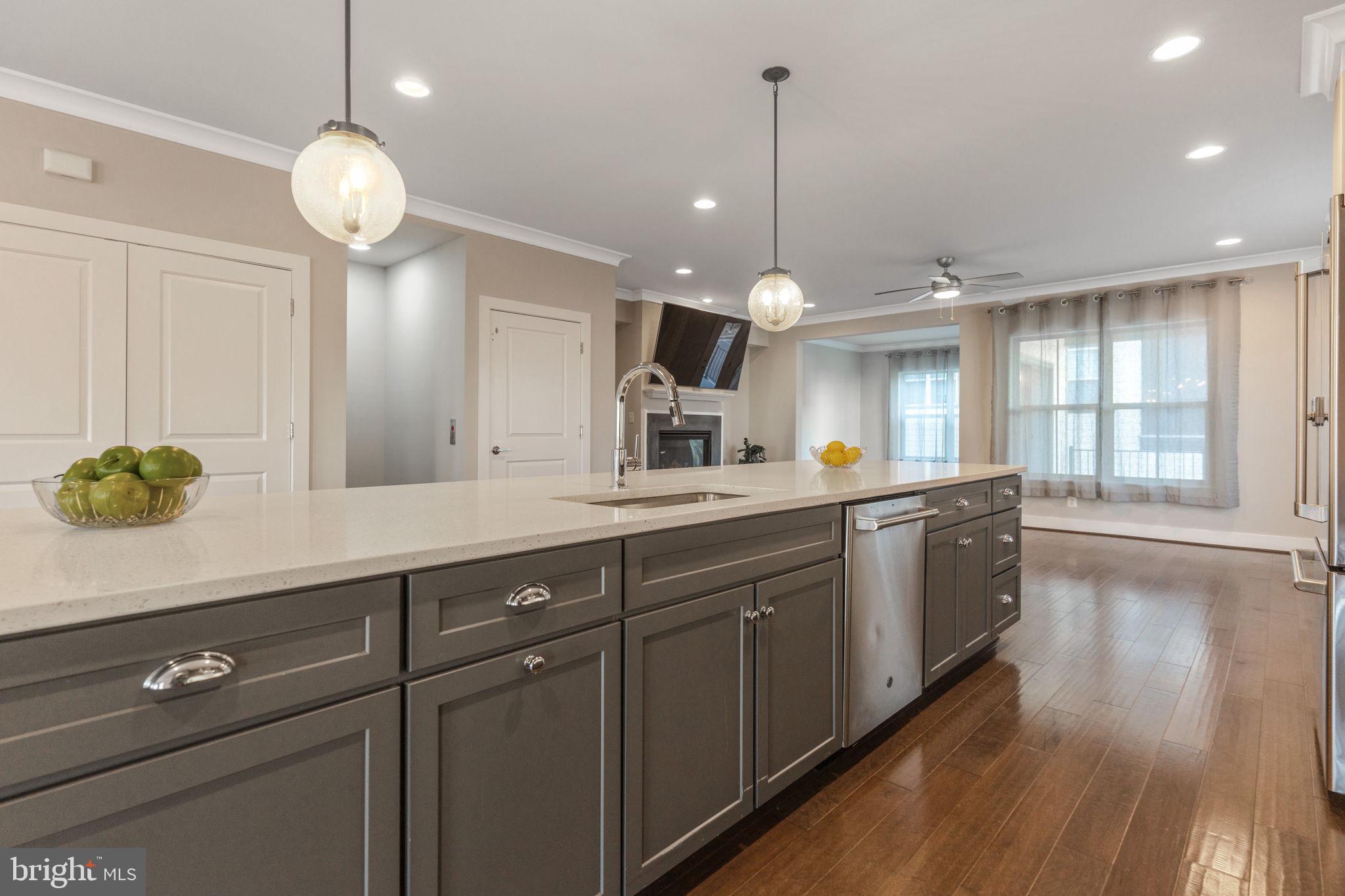 CREST OF ALEXANDRIA - Residential