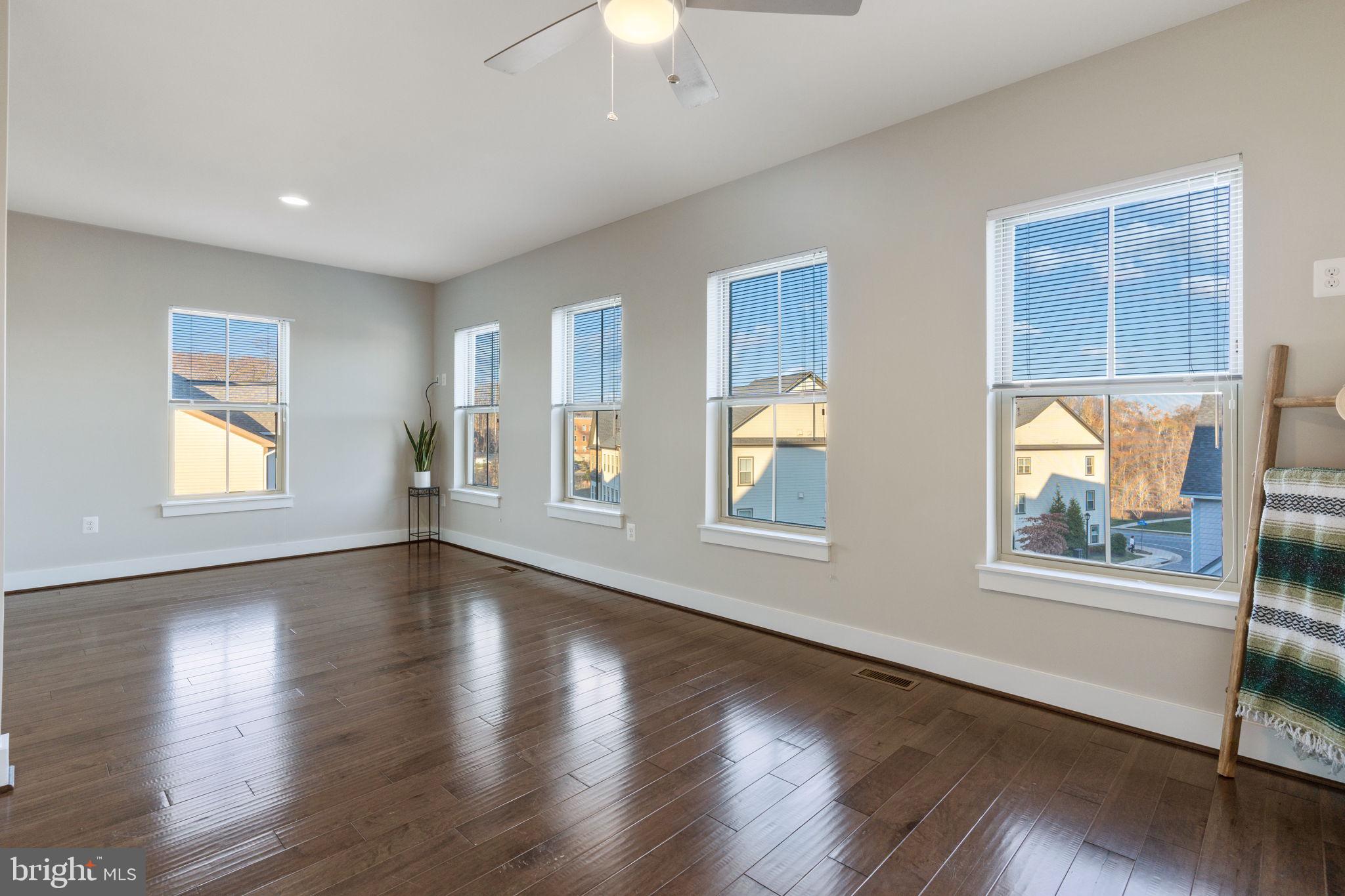 CREST OF ALEXANDRIA - Residential