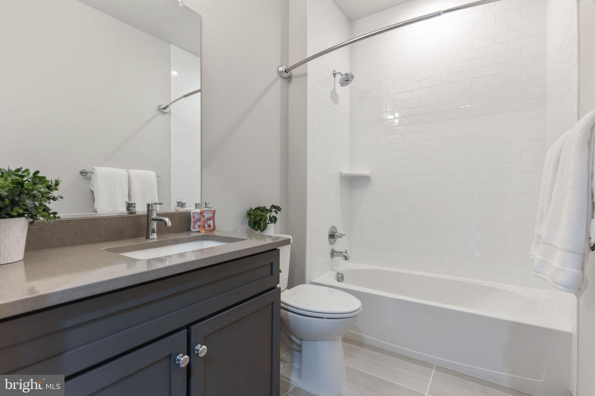 CREST OF ALEXANDRIA - Residential