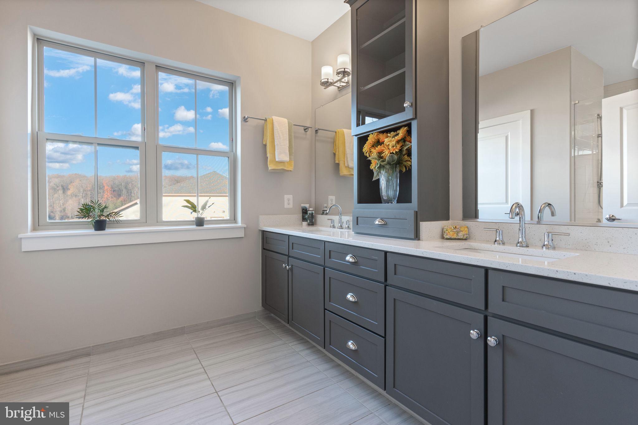 CREST OF ALEXANDRIA - Residential