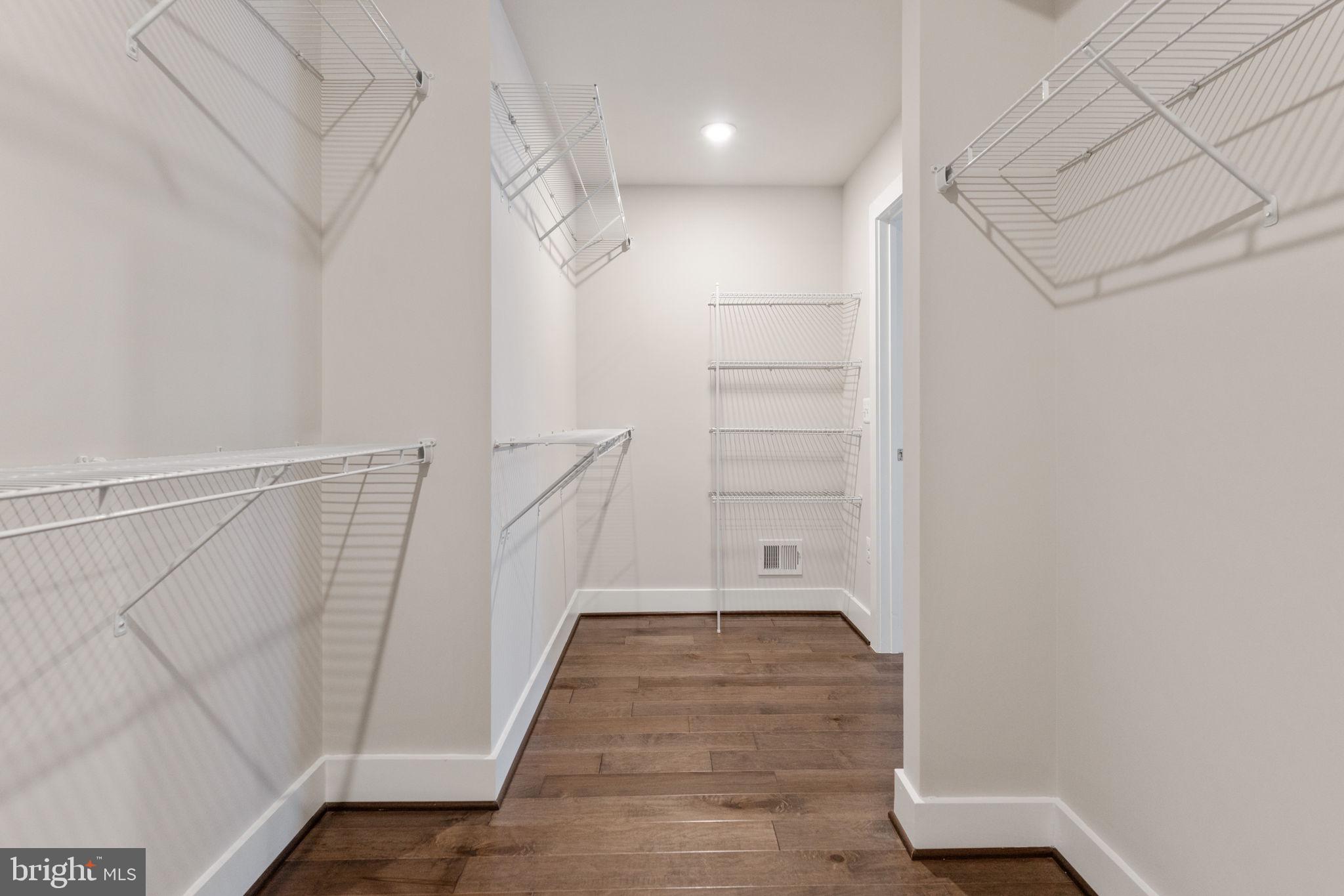 CREST OF ALEXANDRIA - Residential