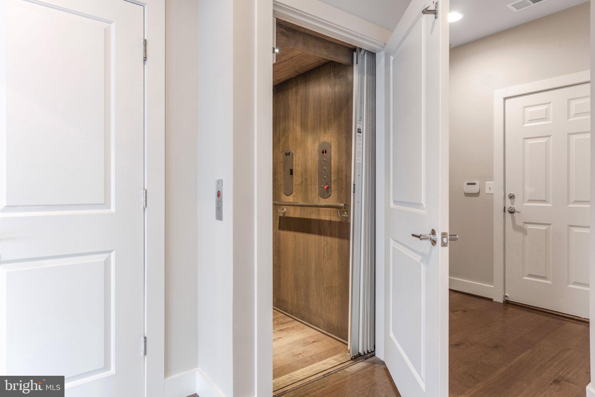 CREST OF ALEXANDRIA - Residential