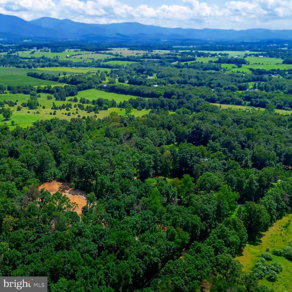 HOPE MILLS ACRES - Land