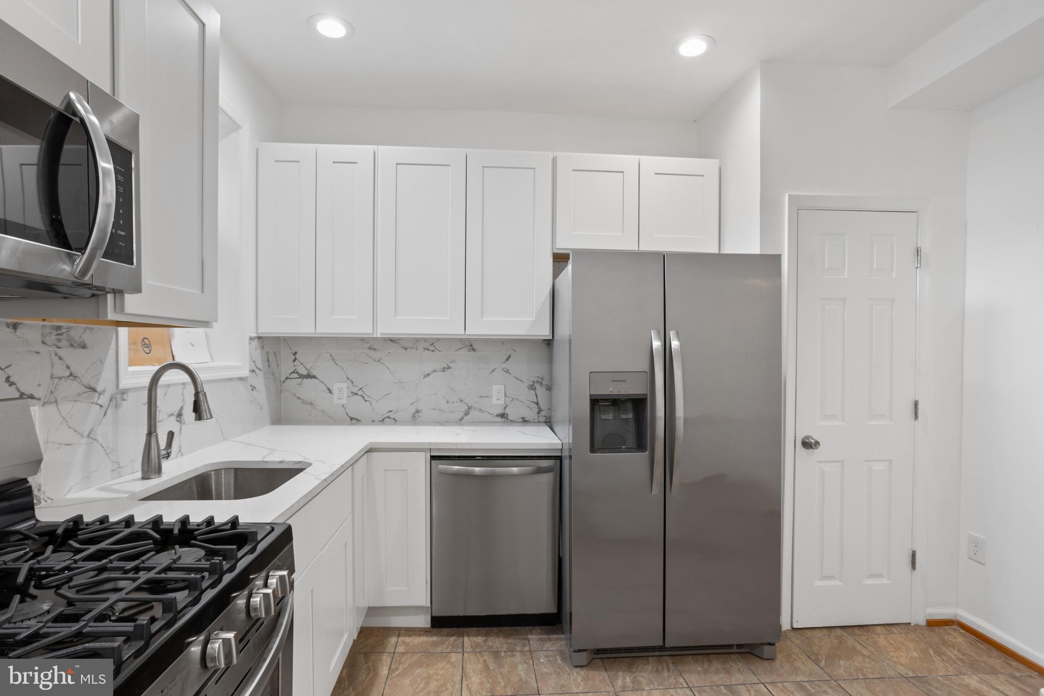 CARROLLTON RIDGE - Residential