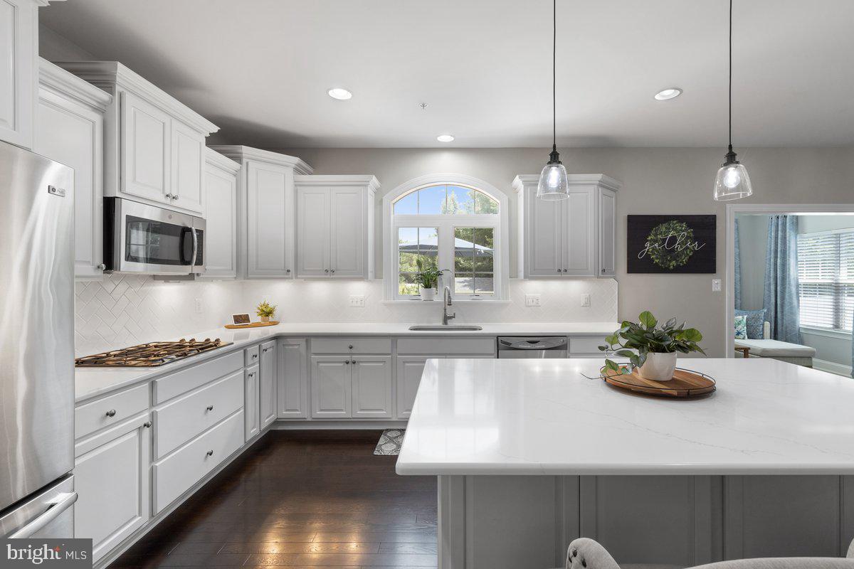 PEMBROOKE PHASE 2 - Residential