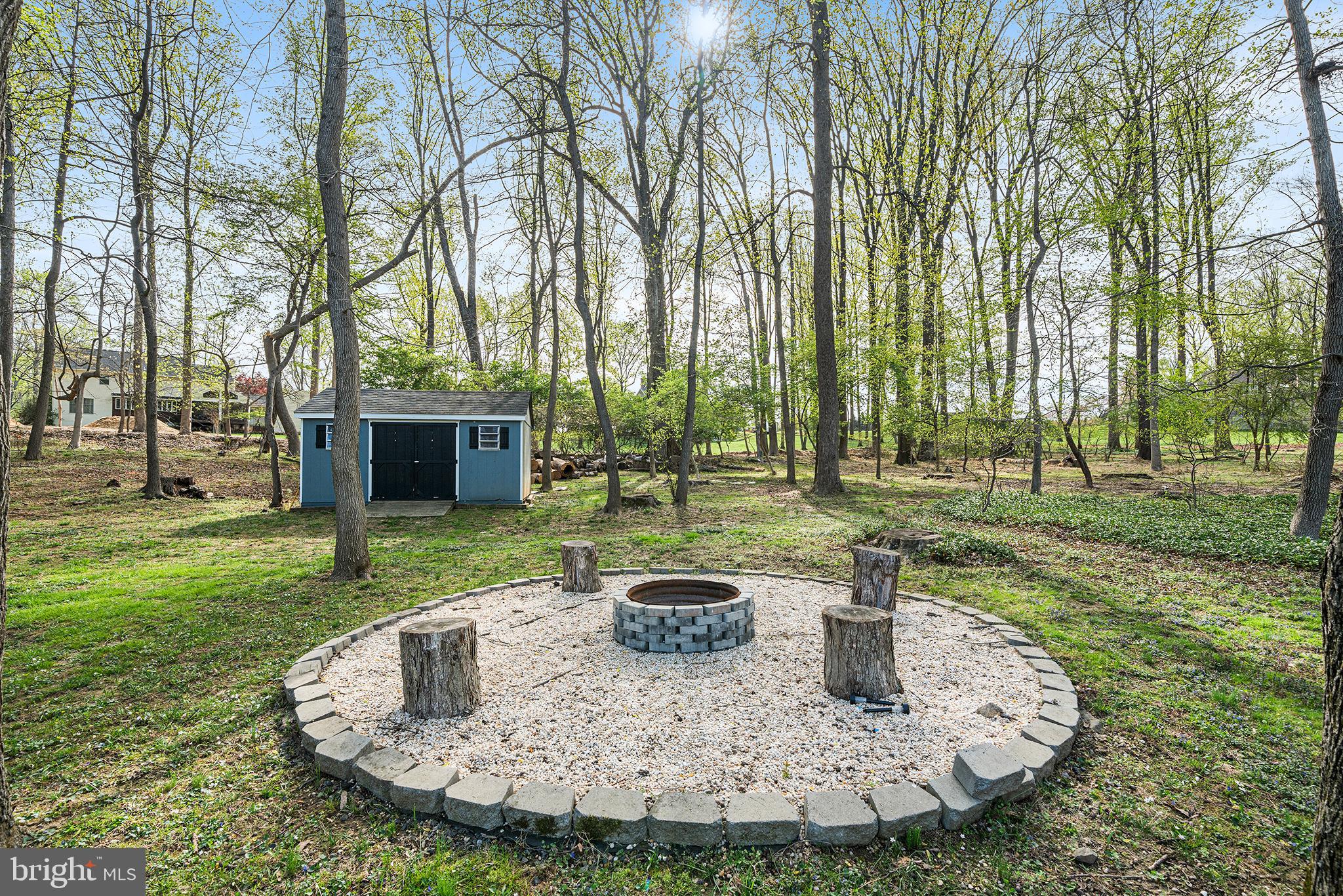 THORNBURY ESTATES - Residential