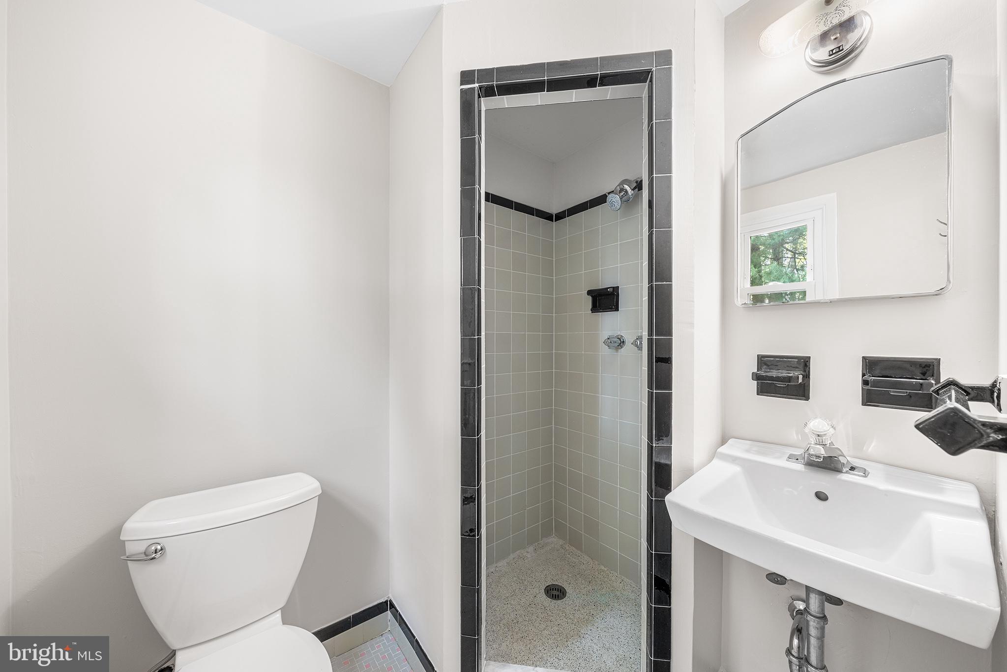 THORNBURY ESTATES - Residential