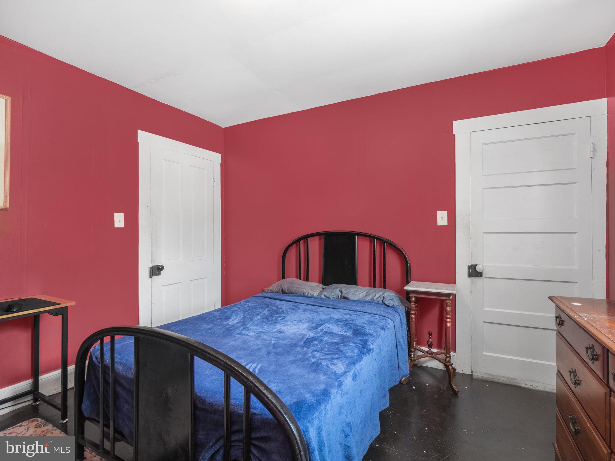 OLD RUSSELL FARM - Residential