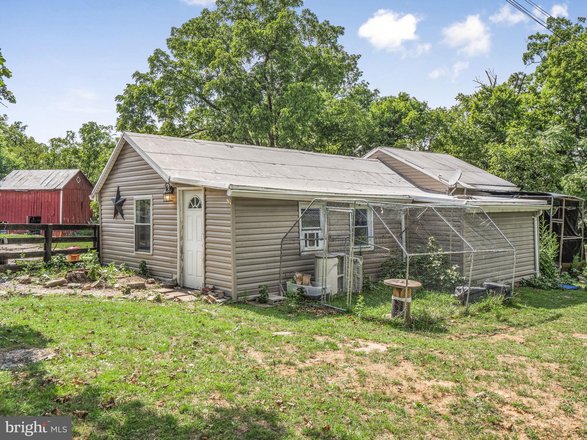OLD RUSSELL FARM - Residential