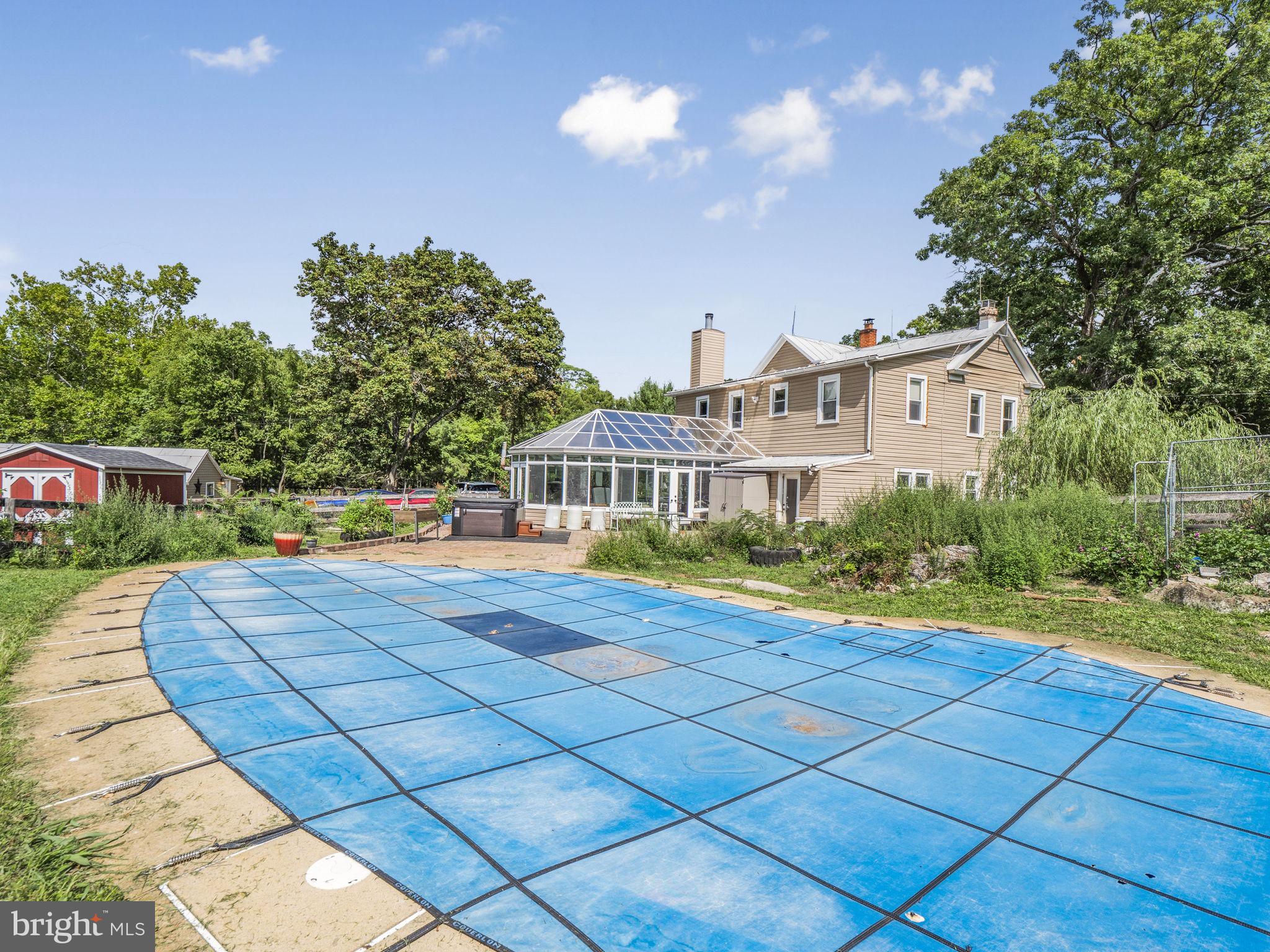 OLD RUSSELL FARM - Residential