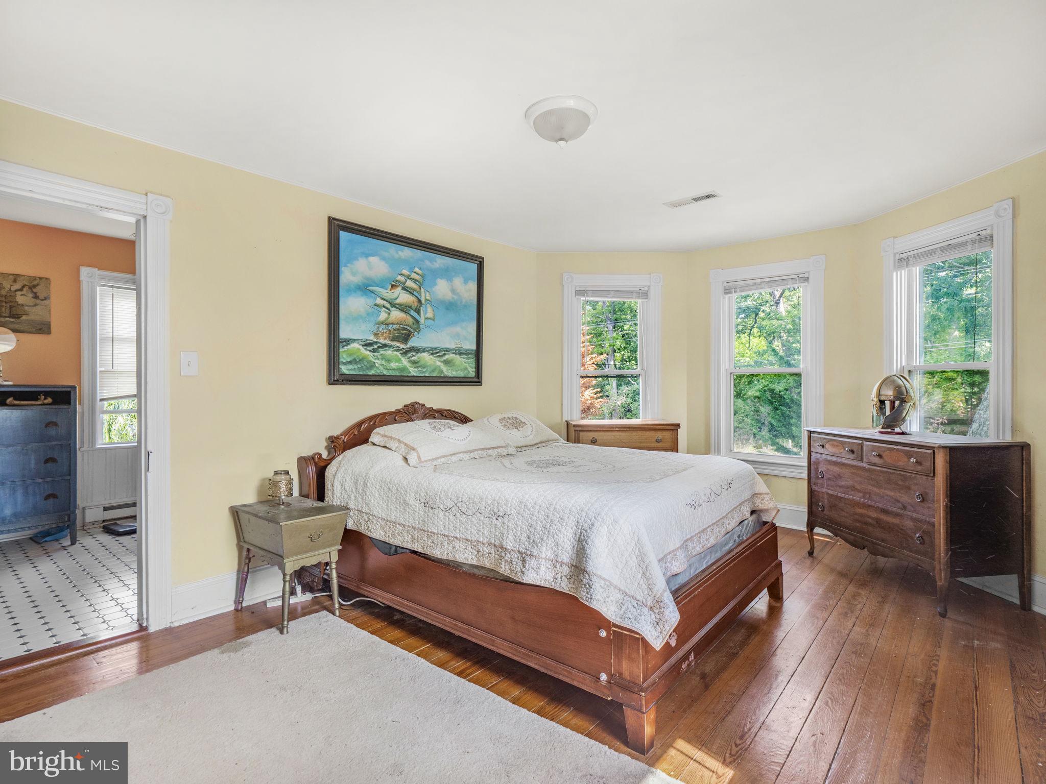 OLD RUSSELL FARM - Residential