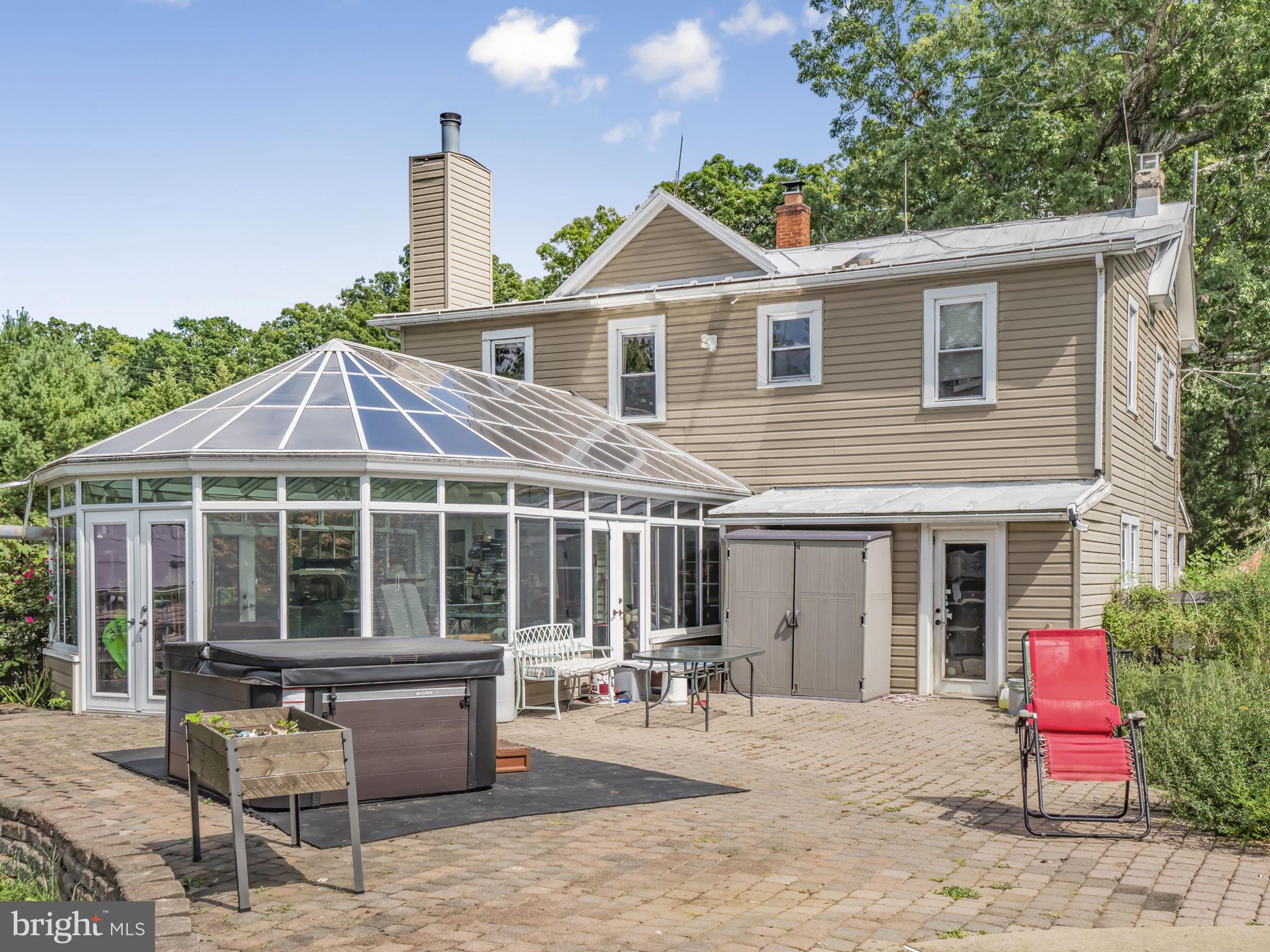 OLD RUSSELL FARM - Residential