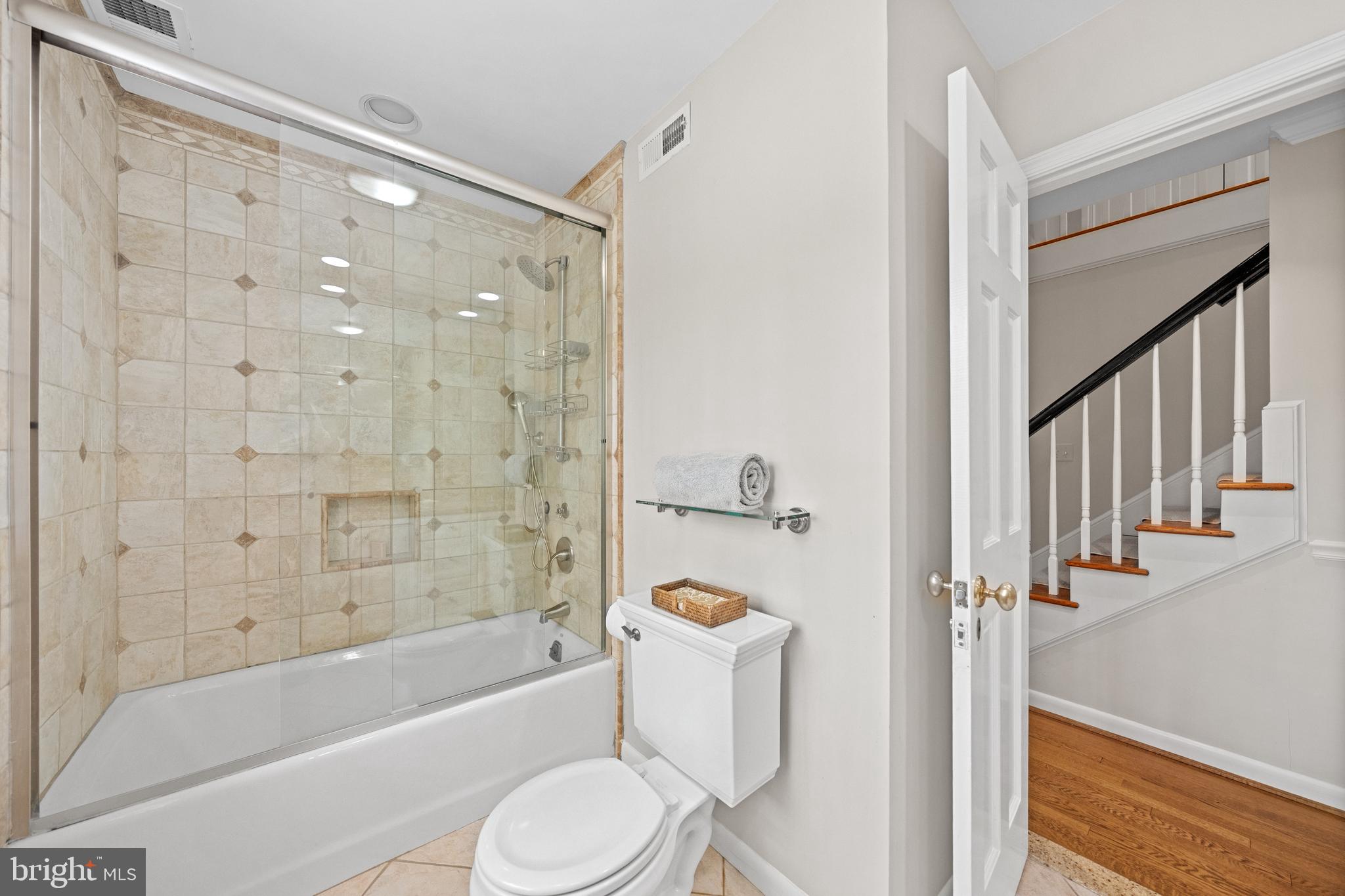 KENWOOD - Residential