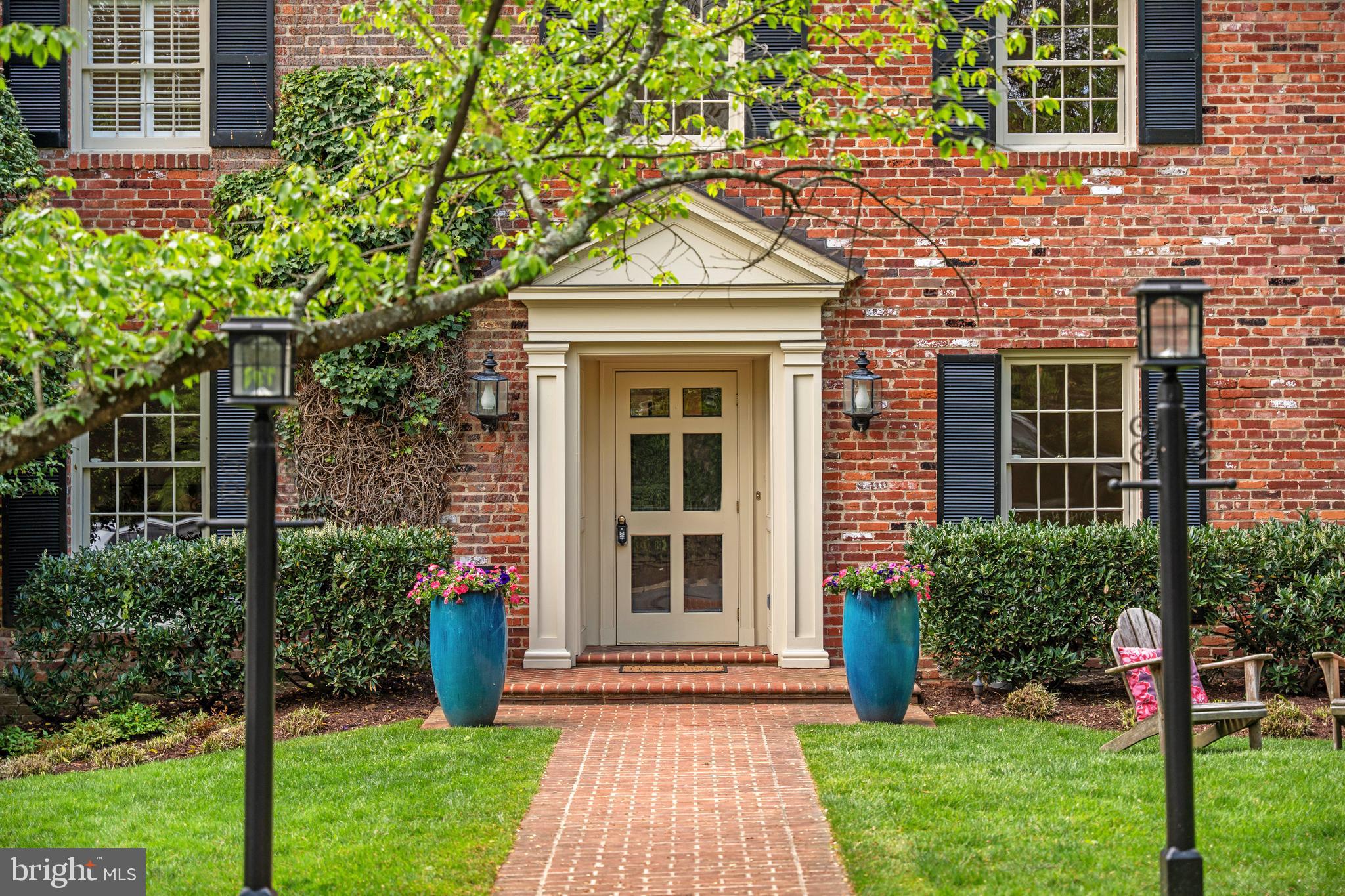 KENWOOD - Residential