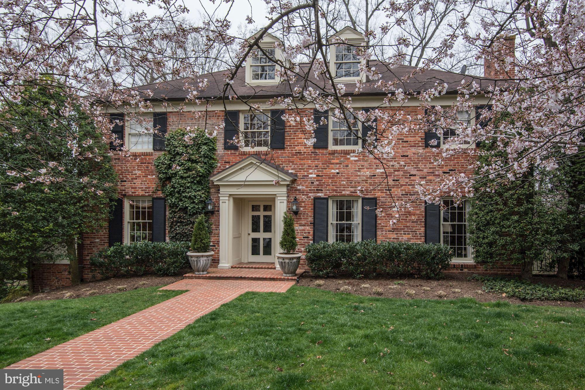 KENWOOD - Residential