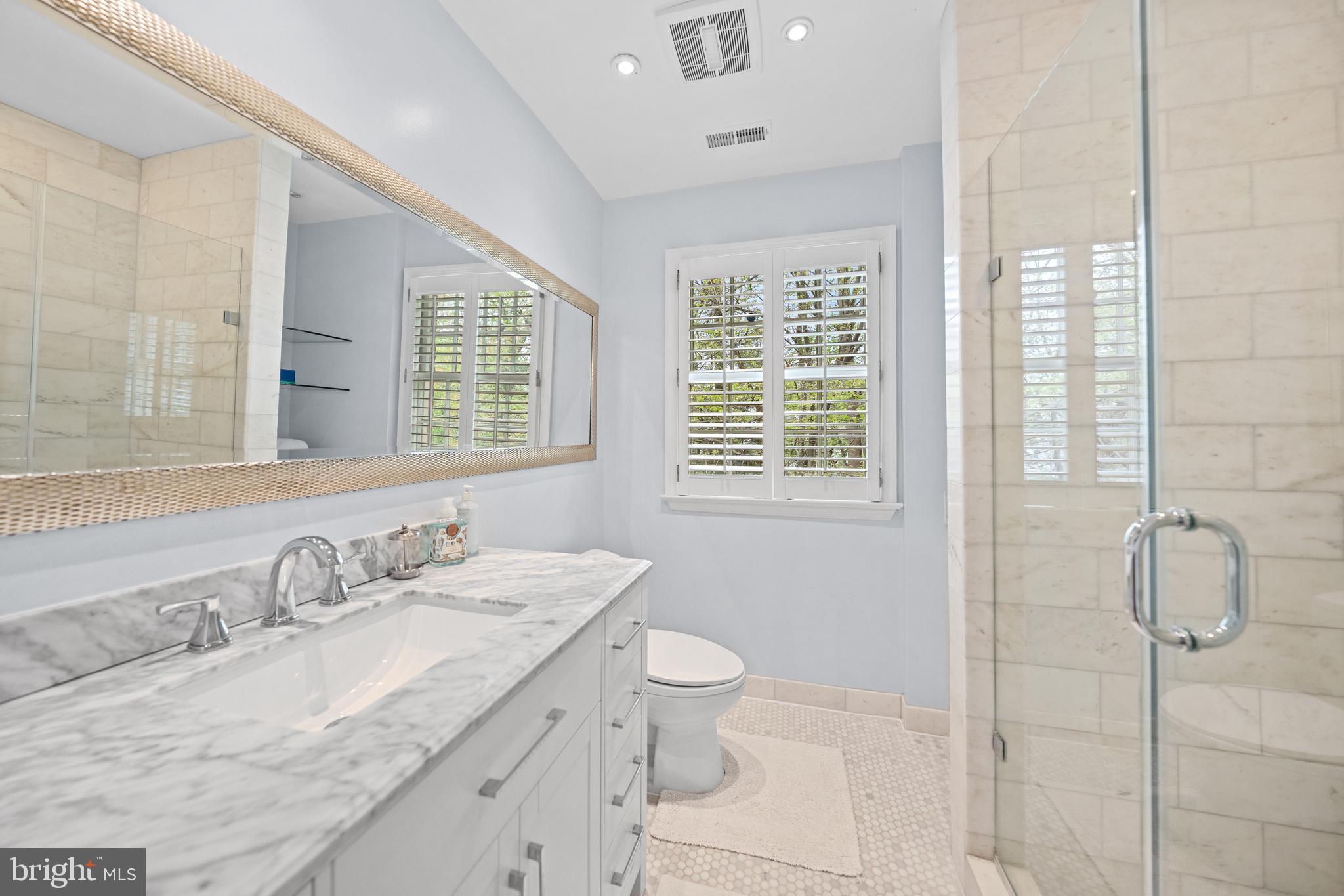 KENWOOD - Residential