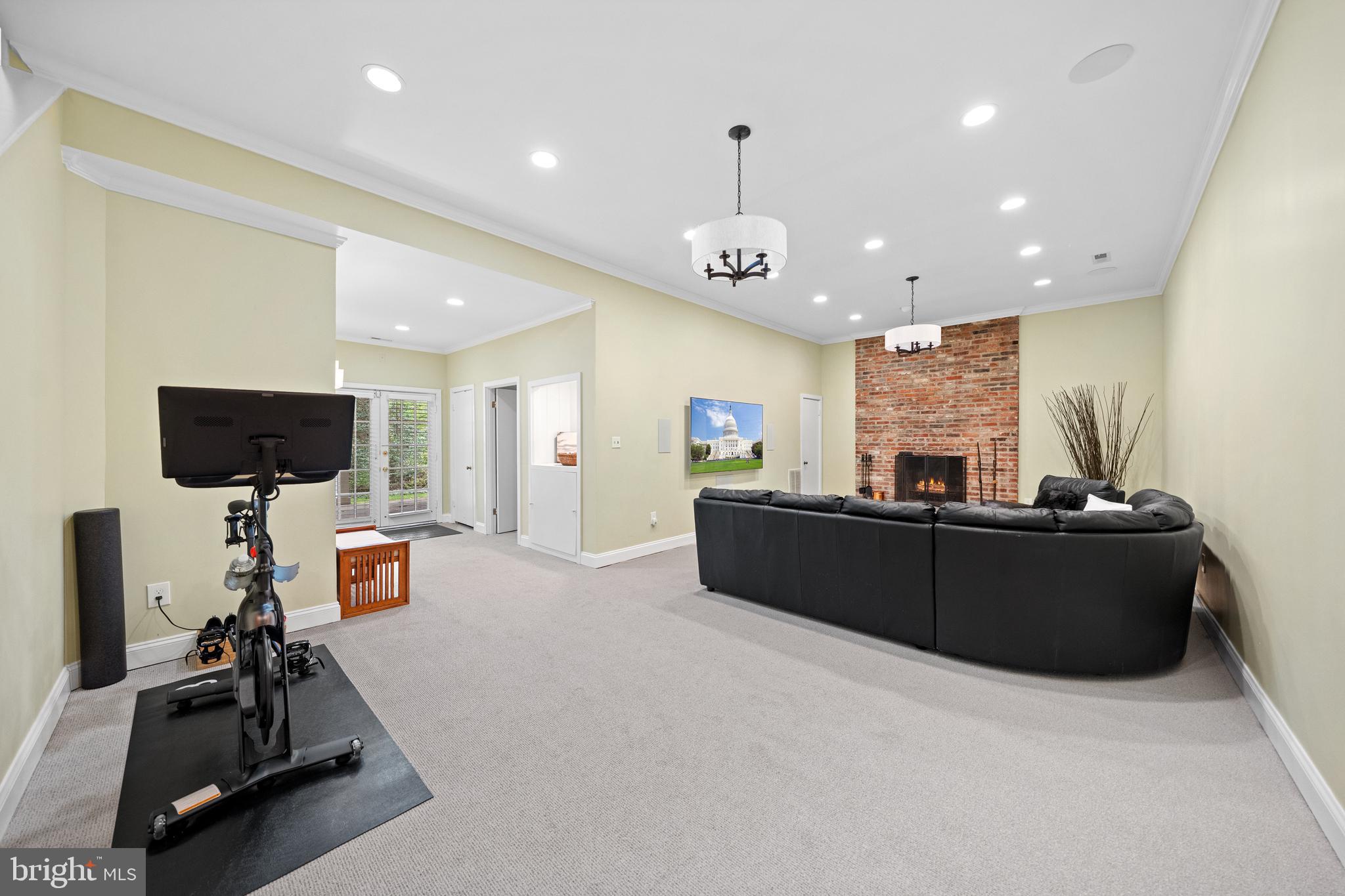 KENWOOD - Residential