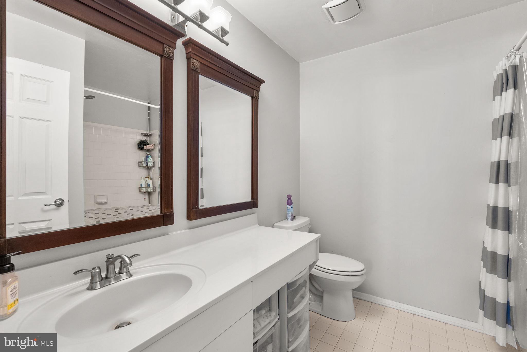 WOODLAND VILLAGE - Residential