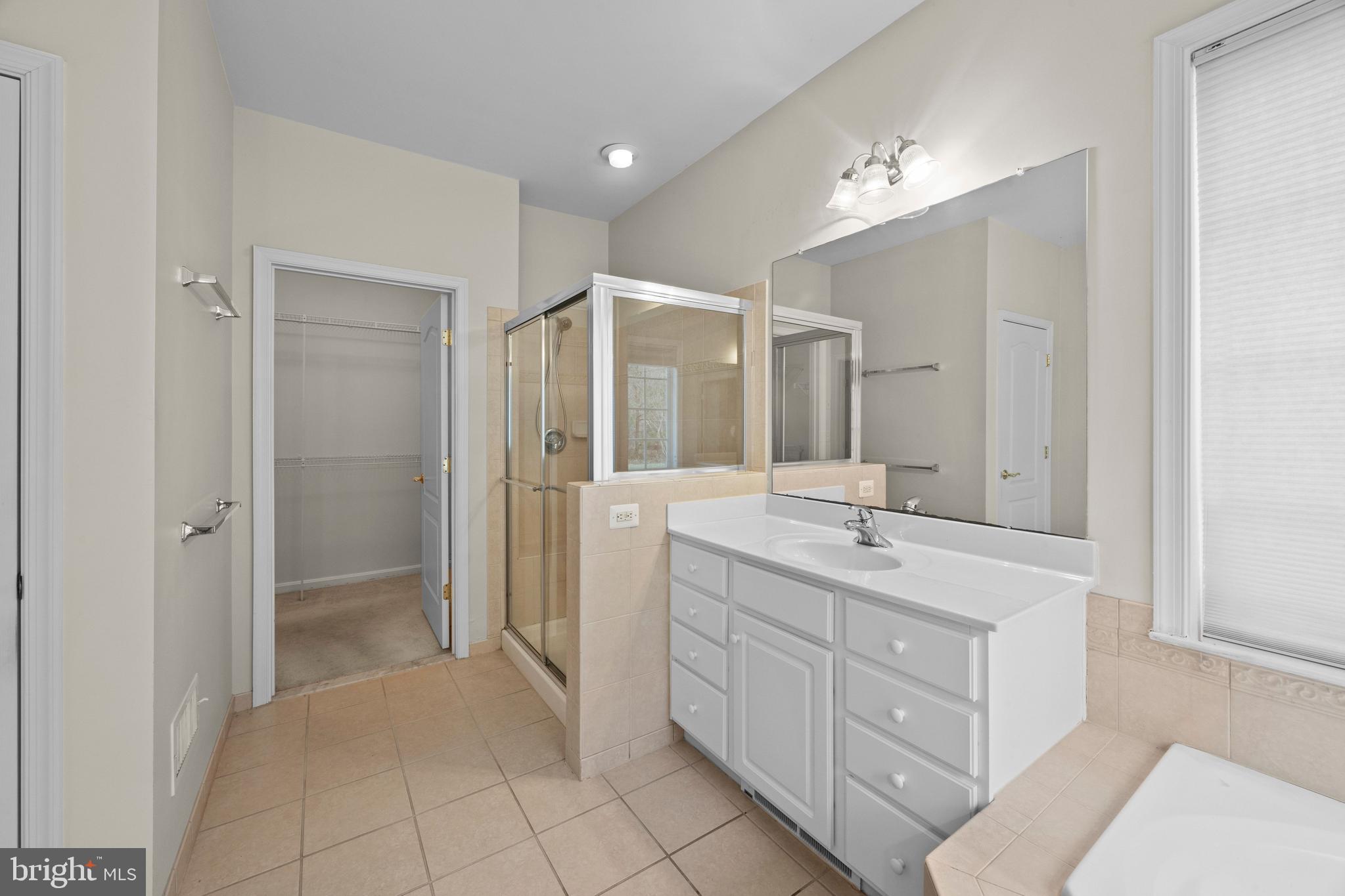 EASTON CLUB EAST - Residential