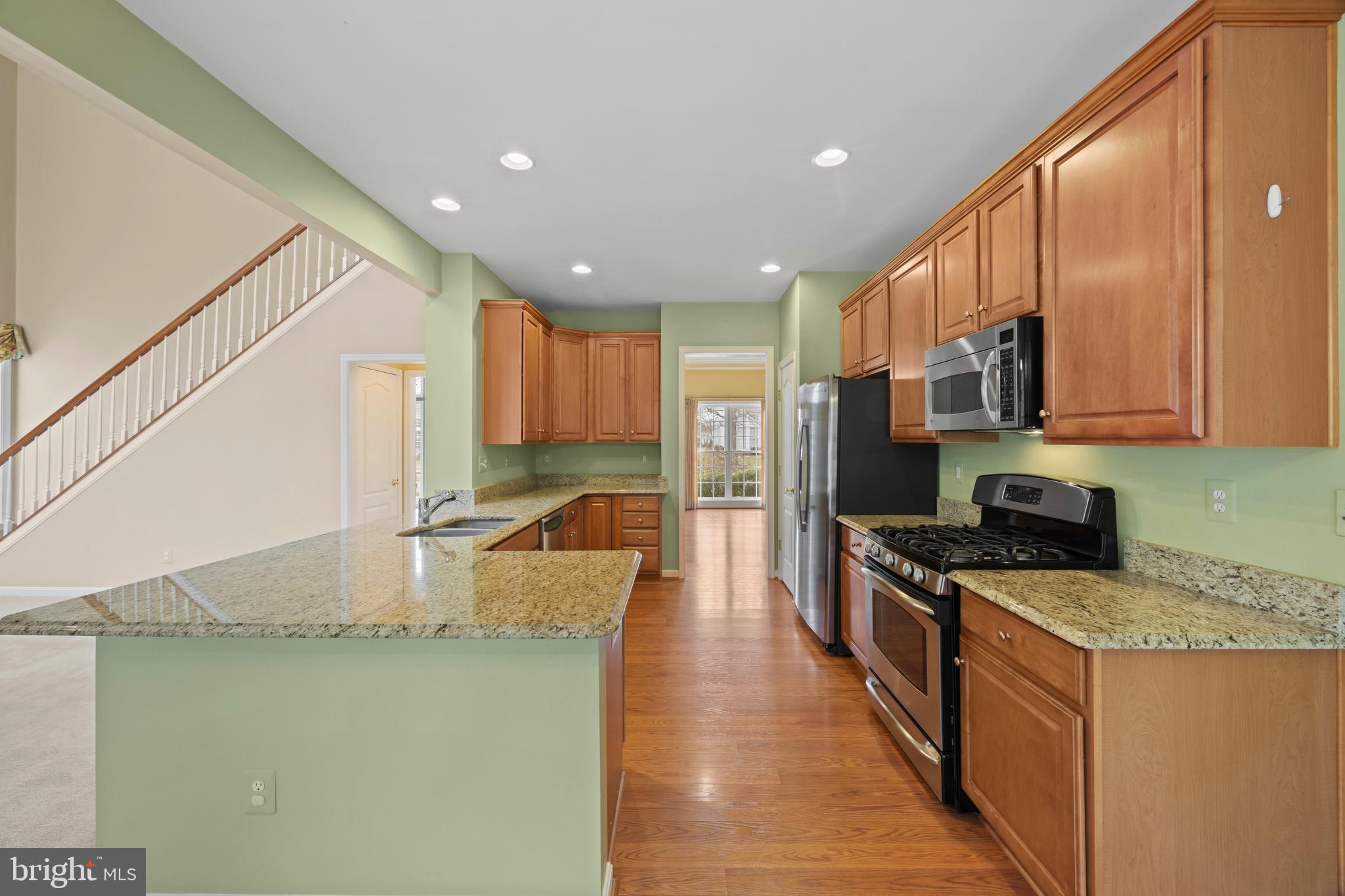 EASTON CLUB EAST - Residential