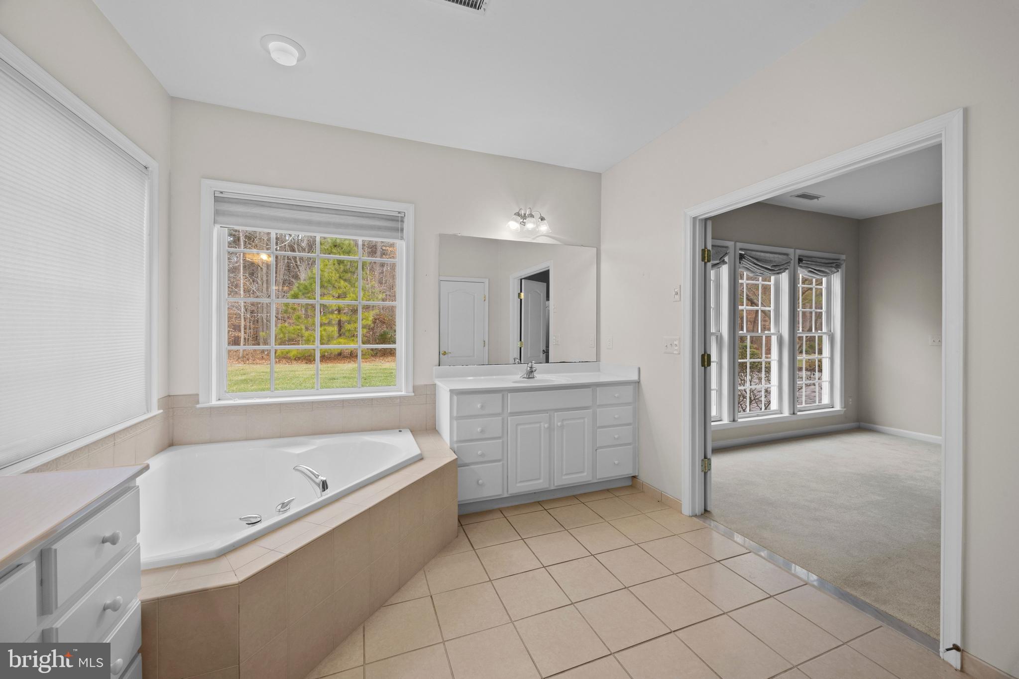 EASTON CLUB EAST - Residential