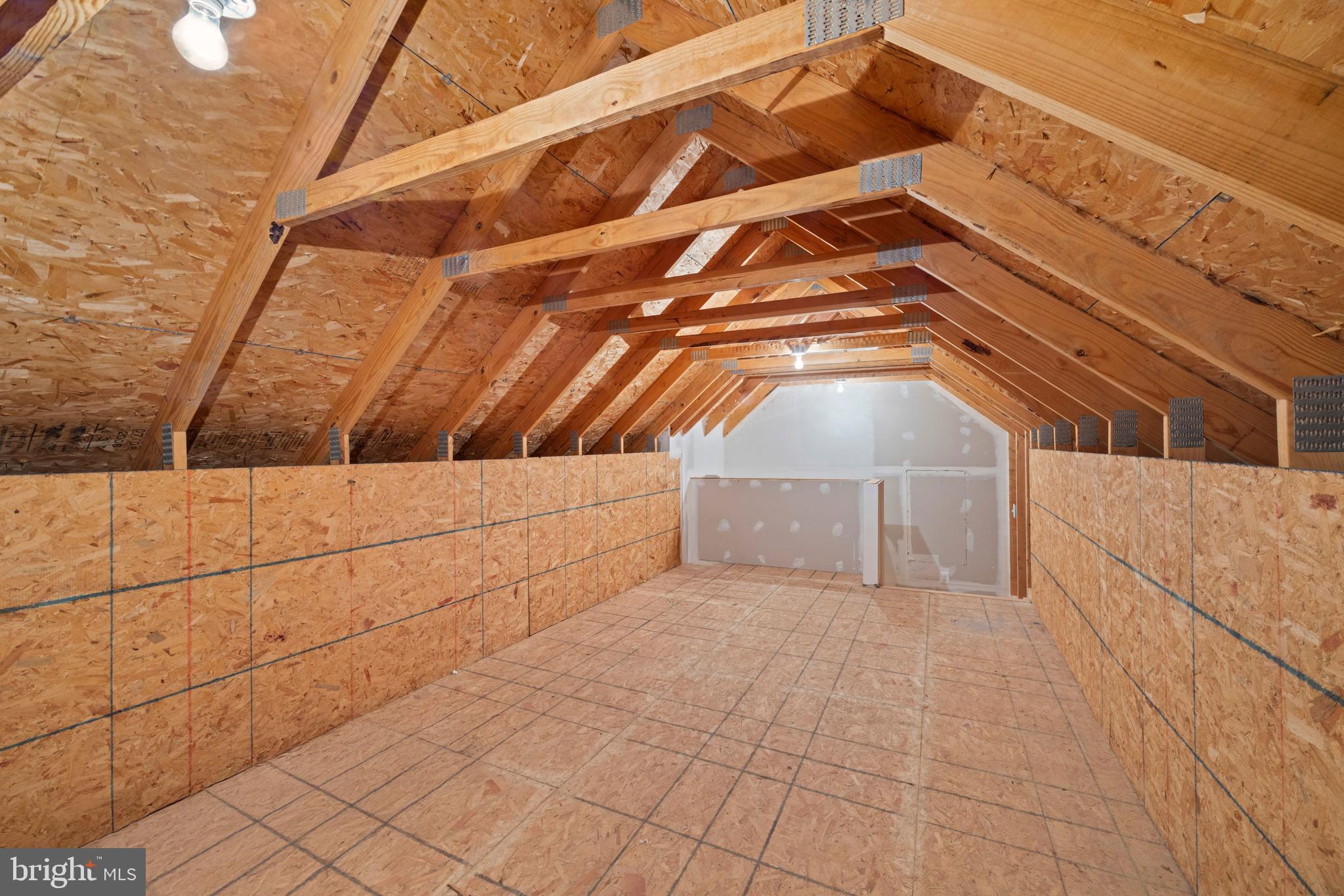 EASTON CLUB EAST - Residential