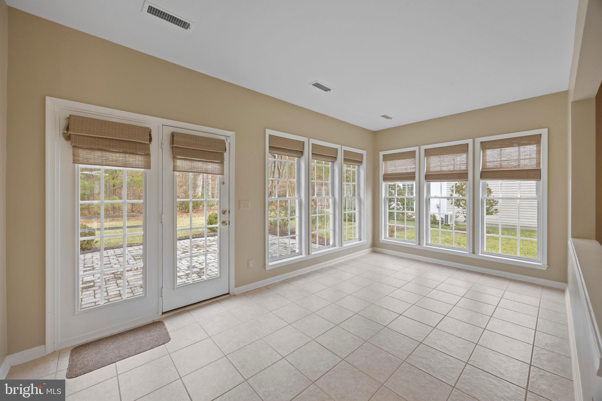 EASTON CLUB EAST - Residential