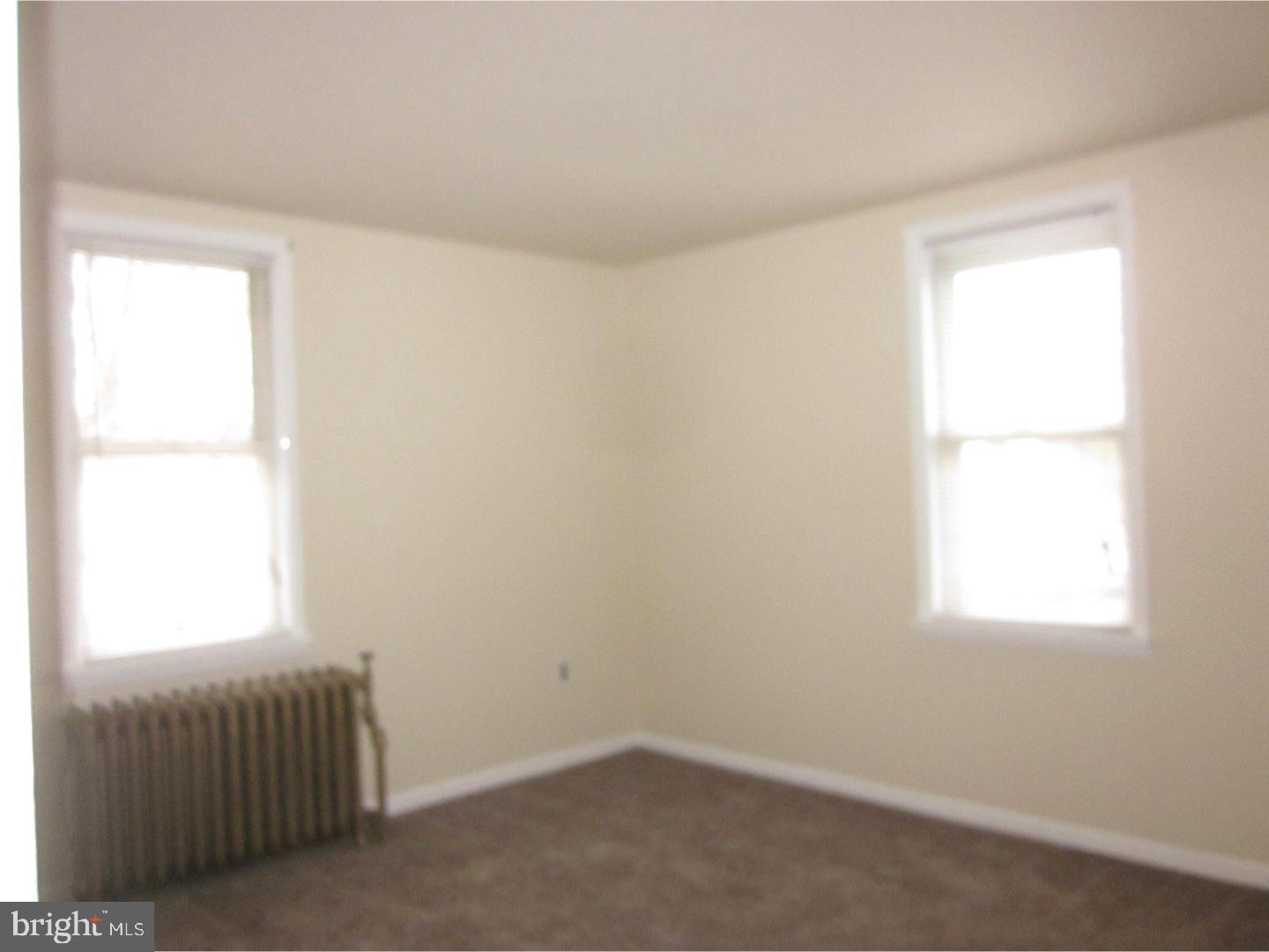 WILLOW GROVE - Residential Lease
