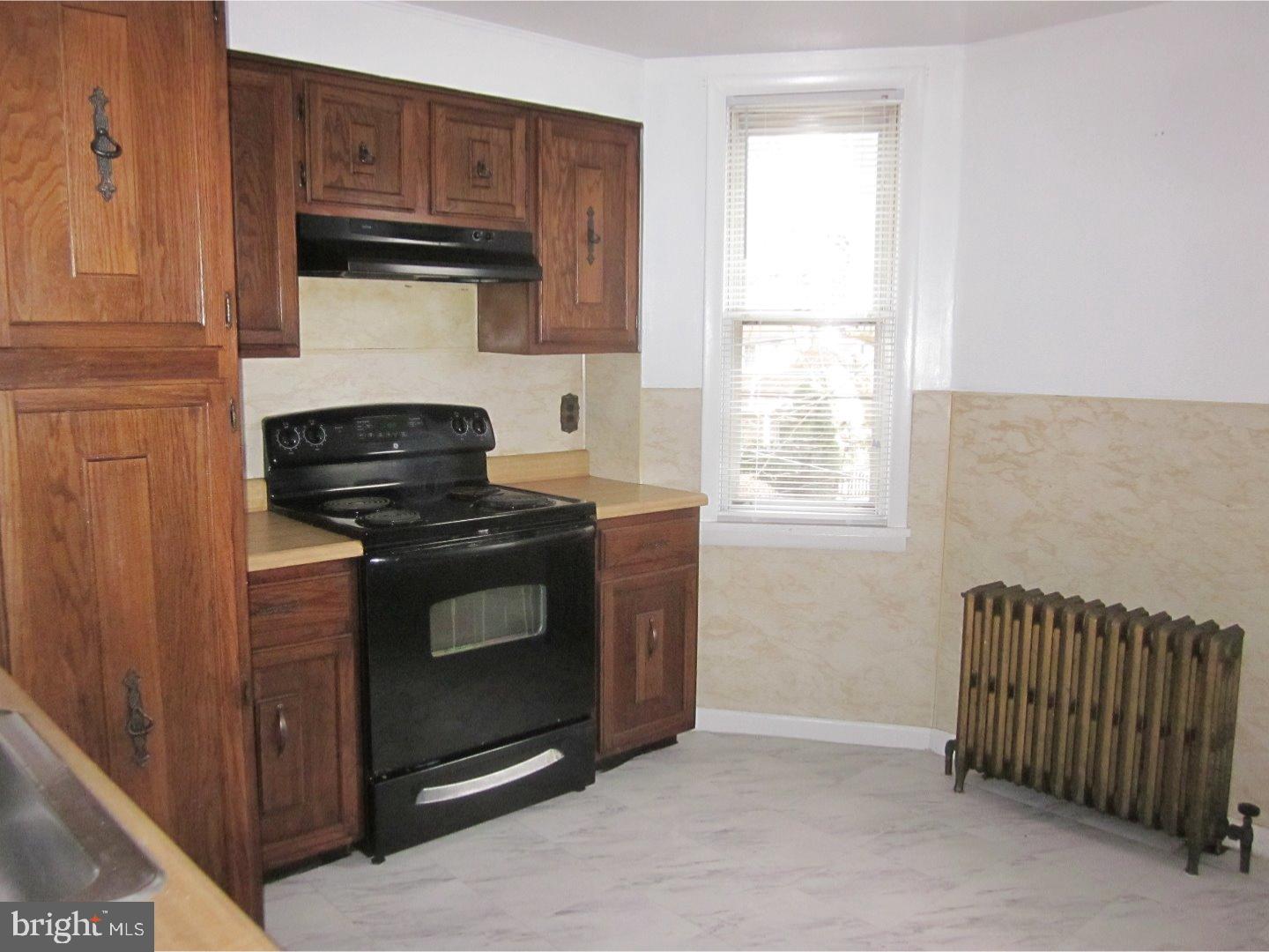 WILLOW GROVE - Residential Lease