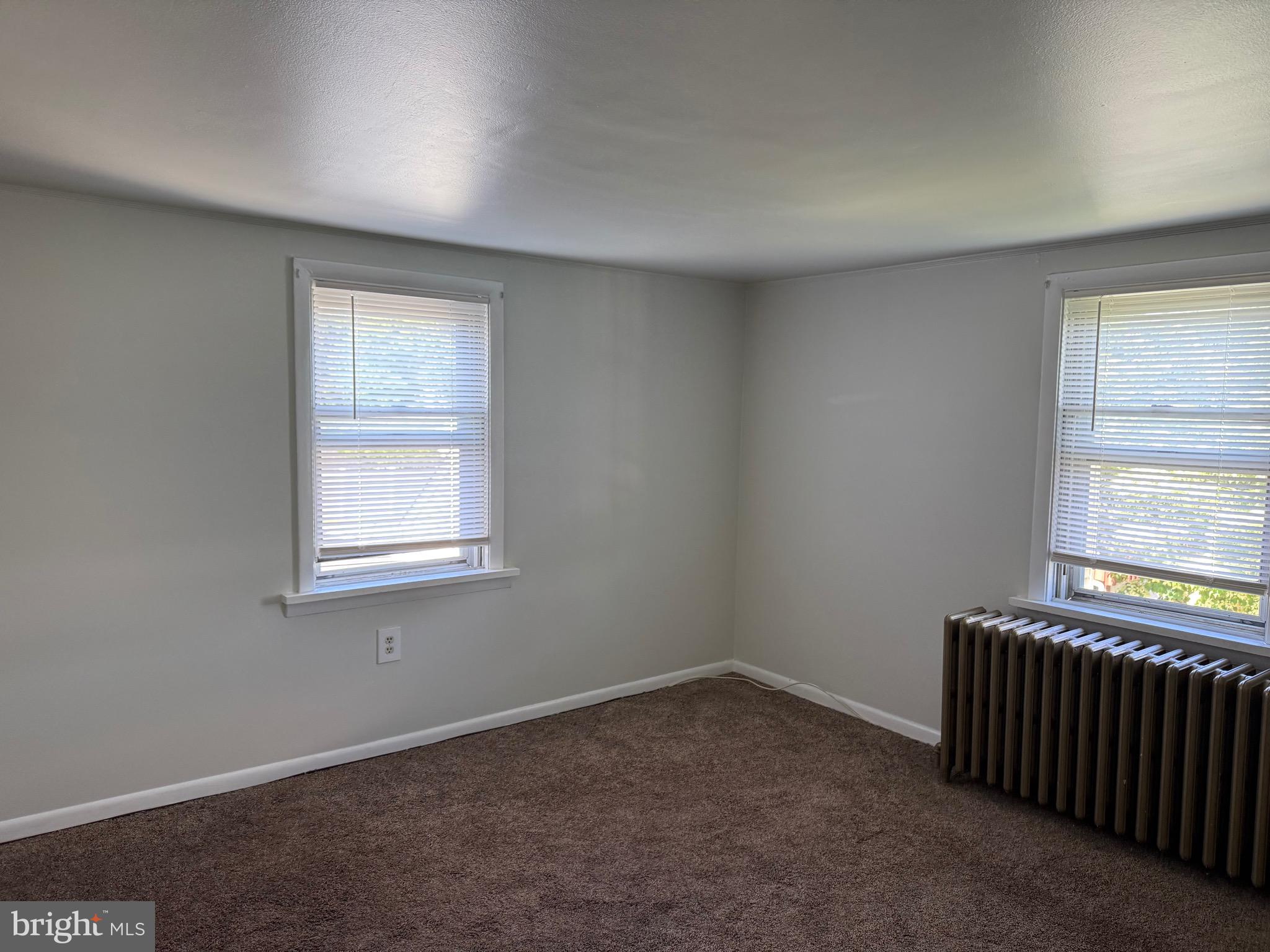 WILLOW GROVE - Residential Lease