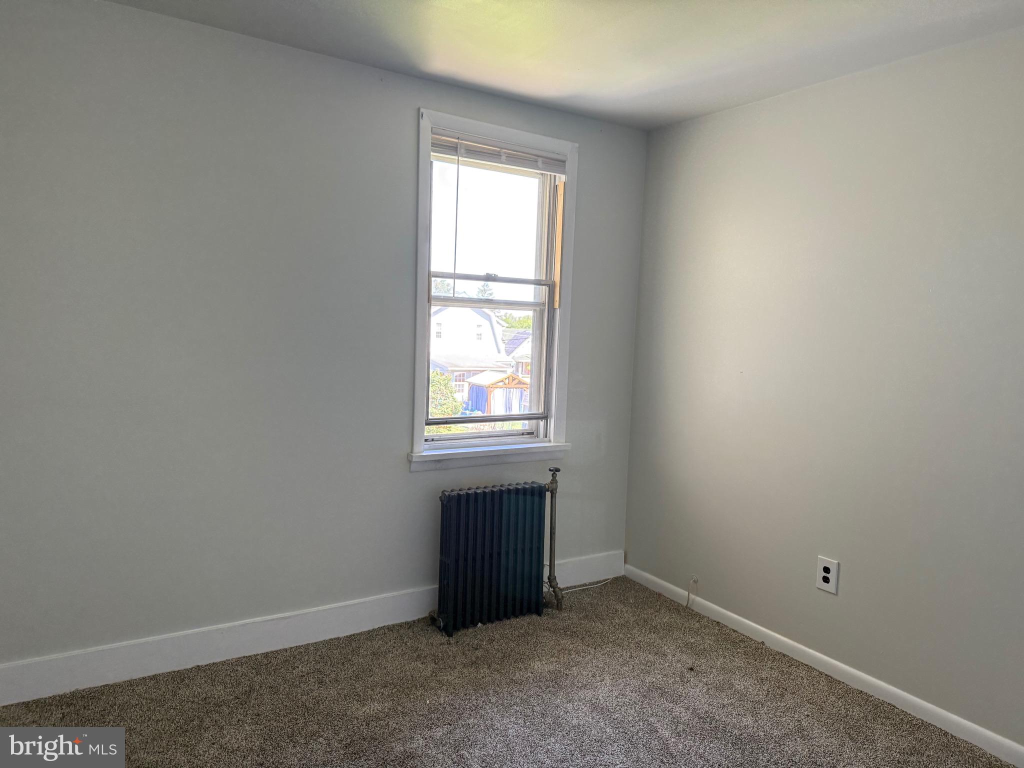 WILLOW GROVE - Residential Lease