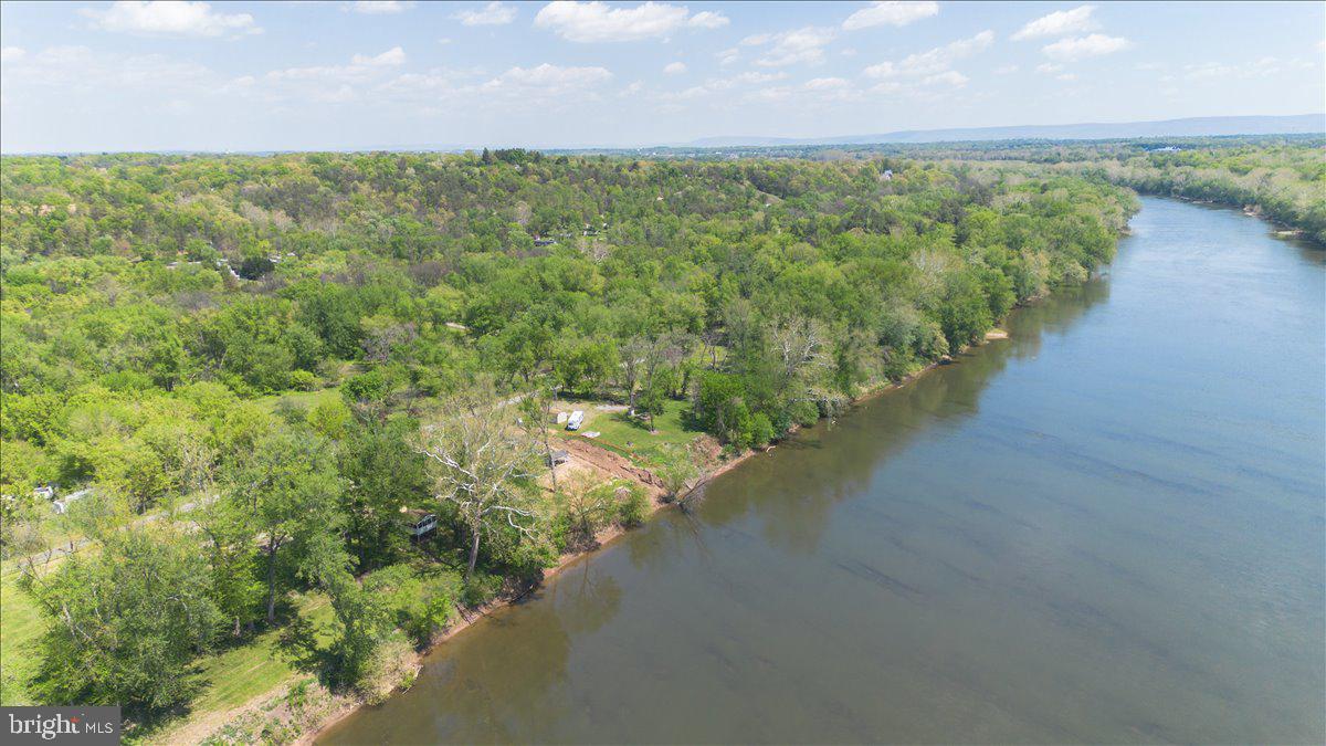 SPORTSMANS PARADISE - Land