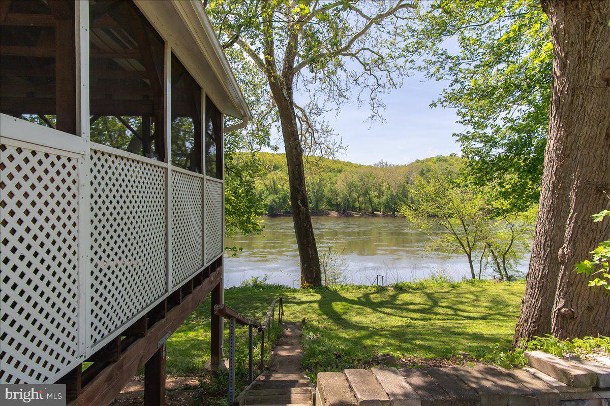 SPORTSMANS PARADISE - Land