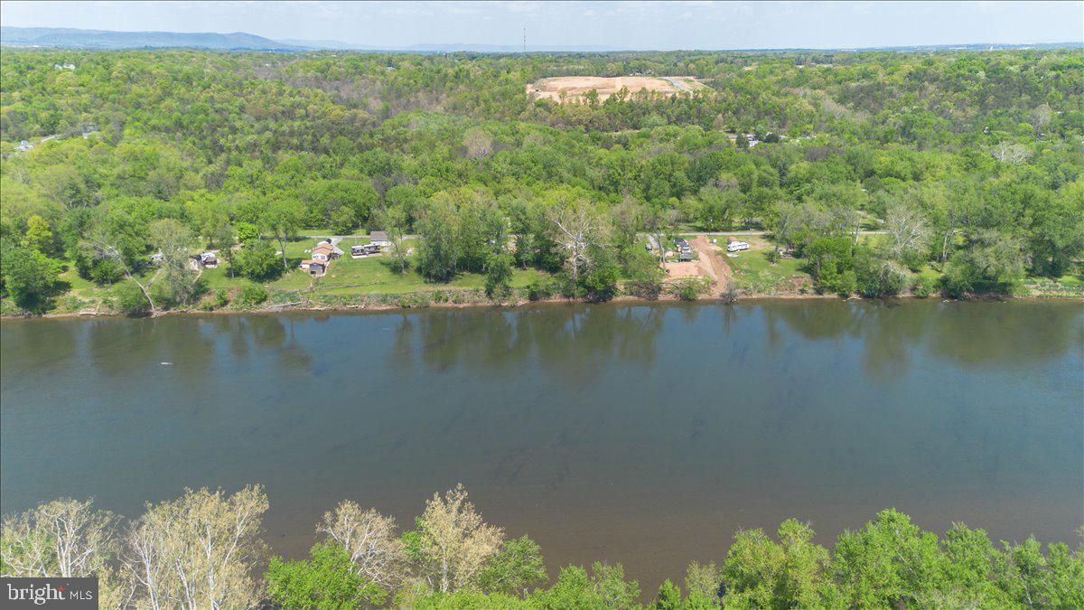 SPORTSMANS PARADISE - Land