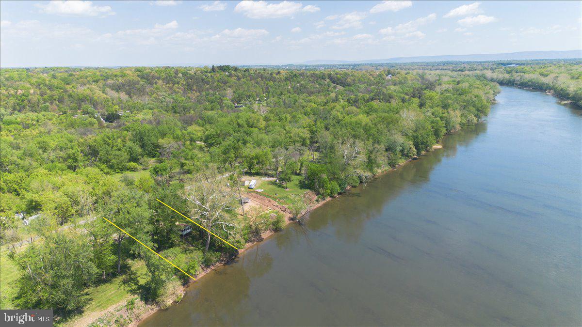 SPORTSMANS PARADISE - Land