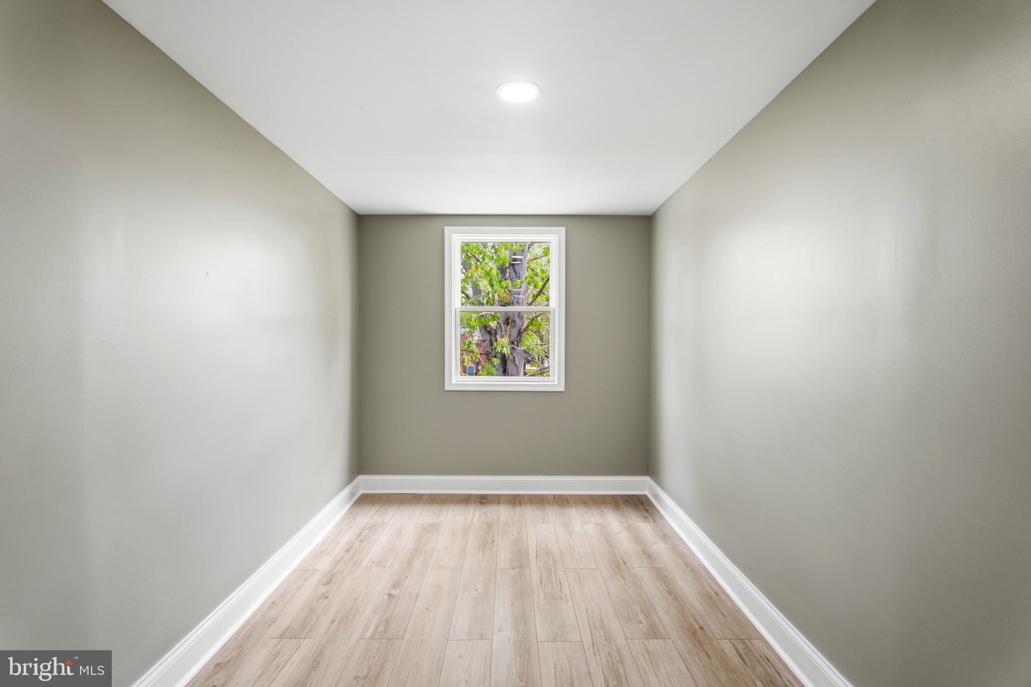 ADAMS HEIGHTS - Residential