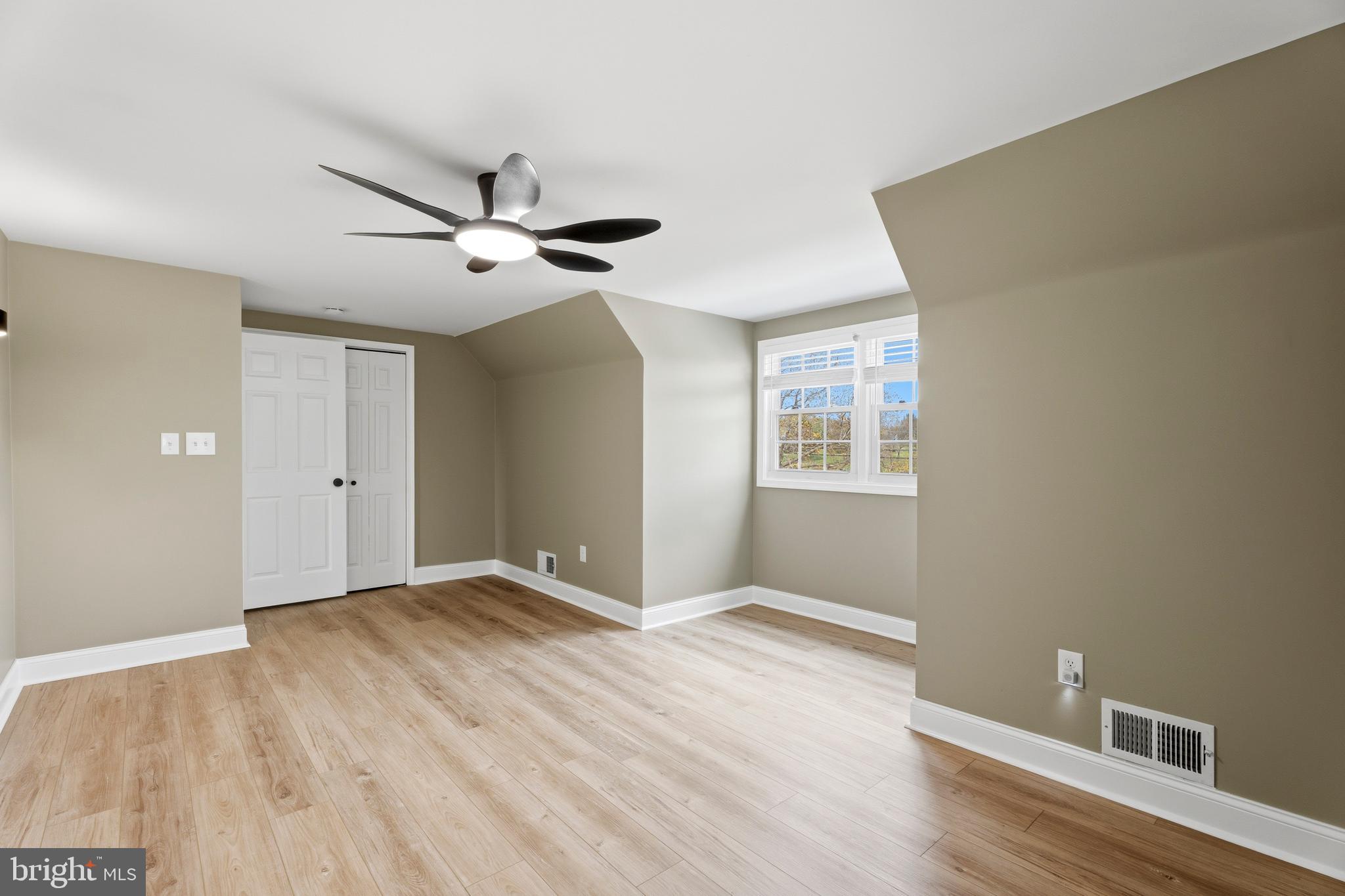 ADAMS HEIGHTS - Residential