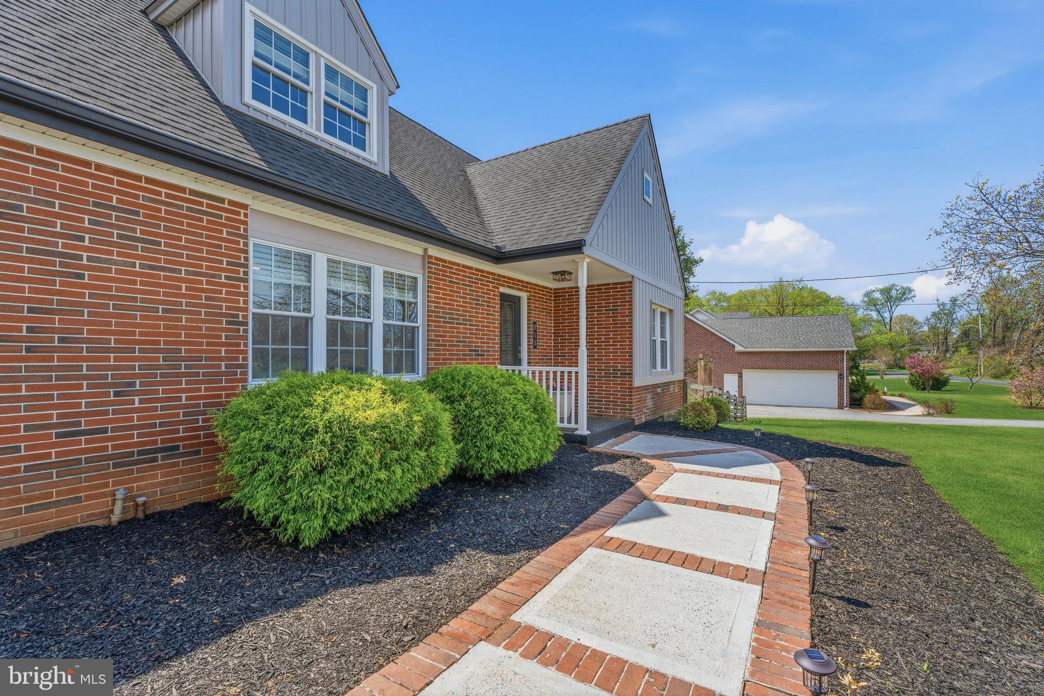 ADAMS HEIGHTS - Residential