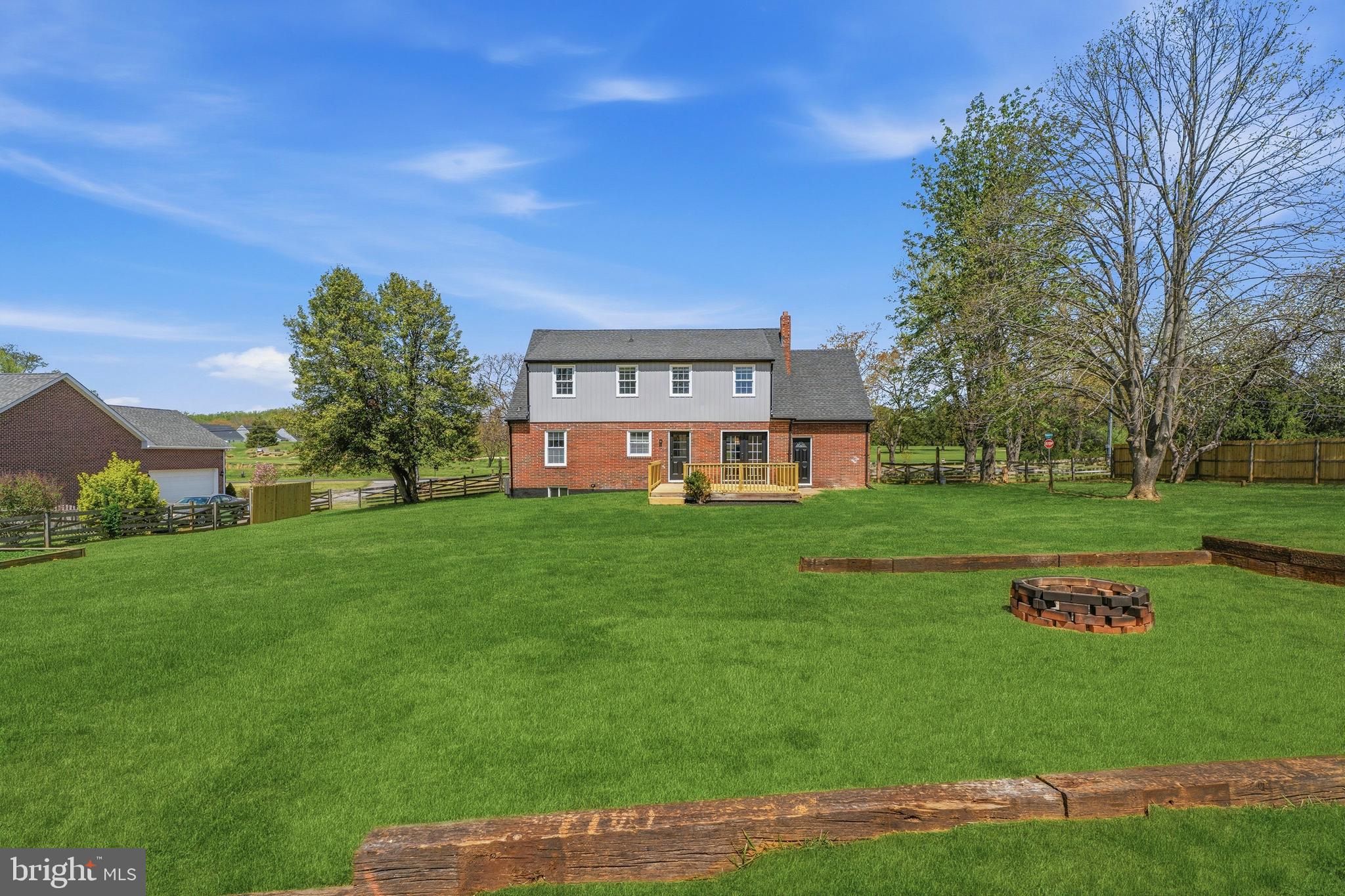 ADAMS HEIGHTS - Residential