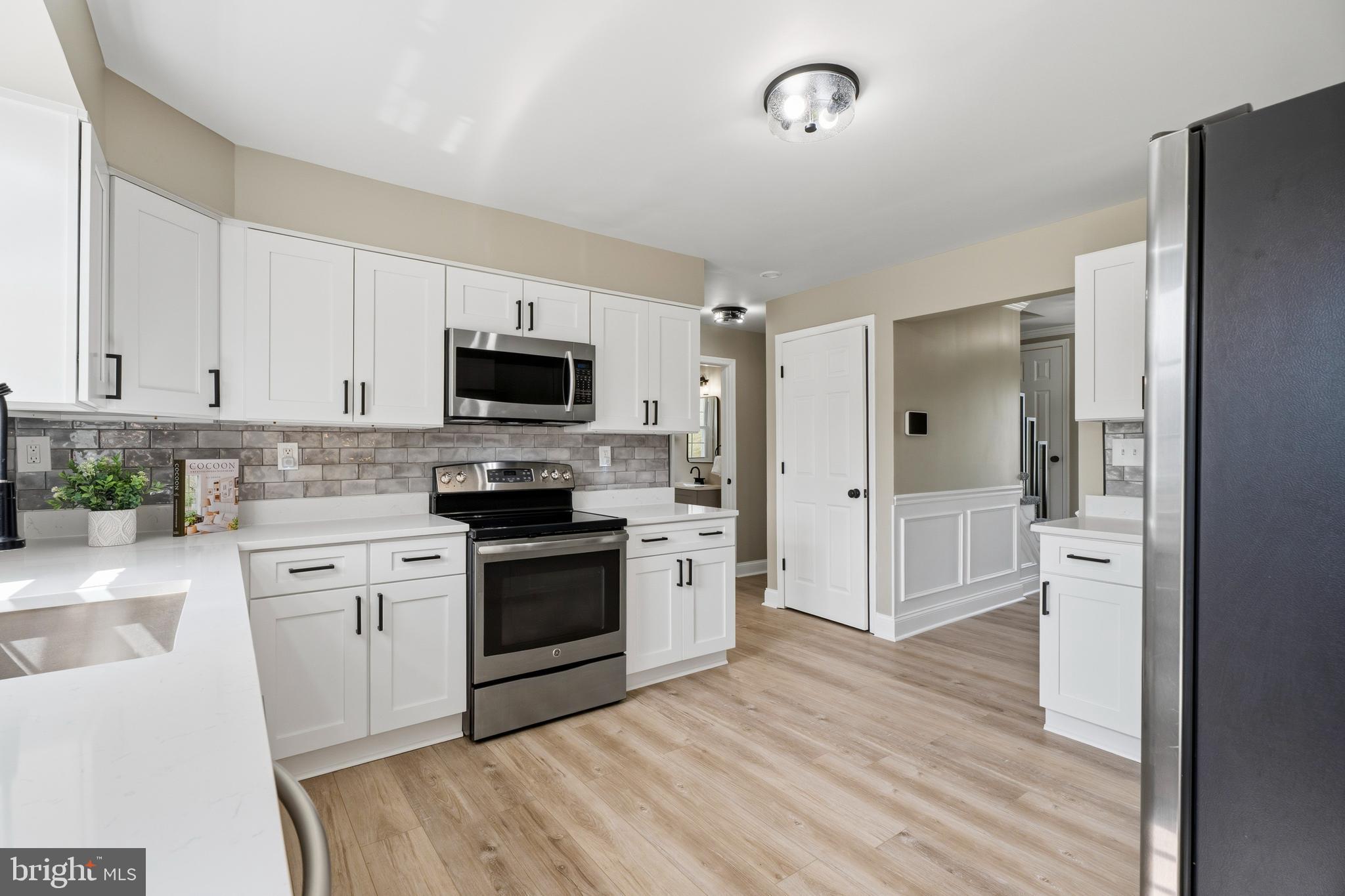 ADAMS HEIGHTS - Residential